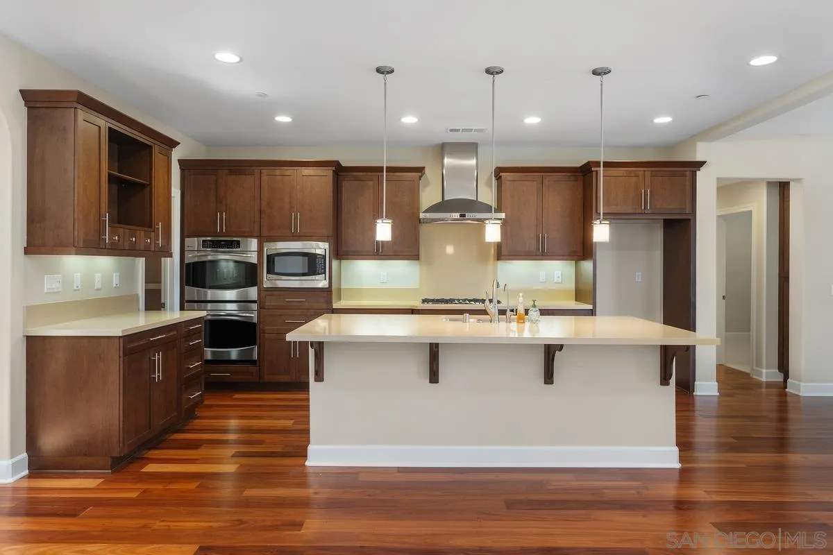 https://cdn.realtyfeed.com/cdn/127/260012873/b6d8b2136face4f32e668c66c24f8638.webp
