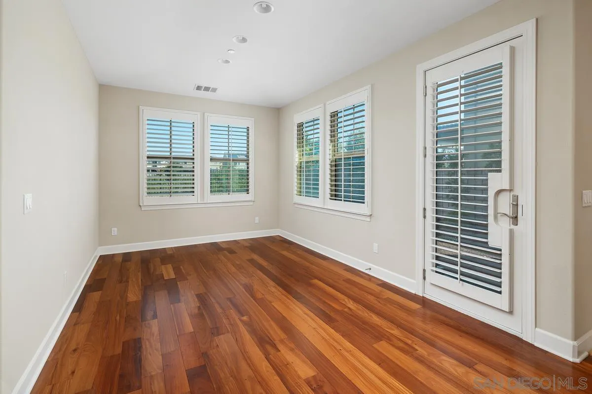 https://cdn.realtyfeed.com/cdn/127/260012873/bde4e2925fed8edc6c55bcd0d20e2cdb.webp
