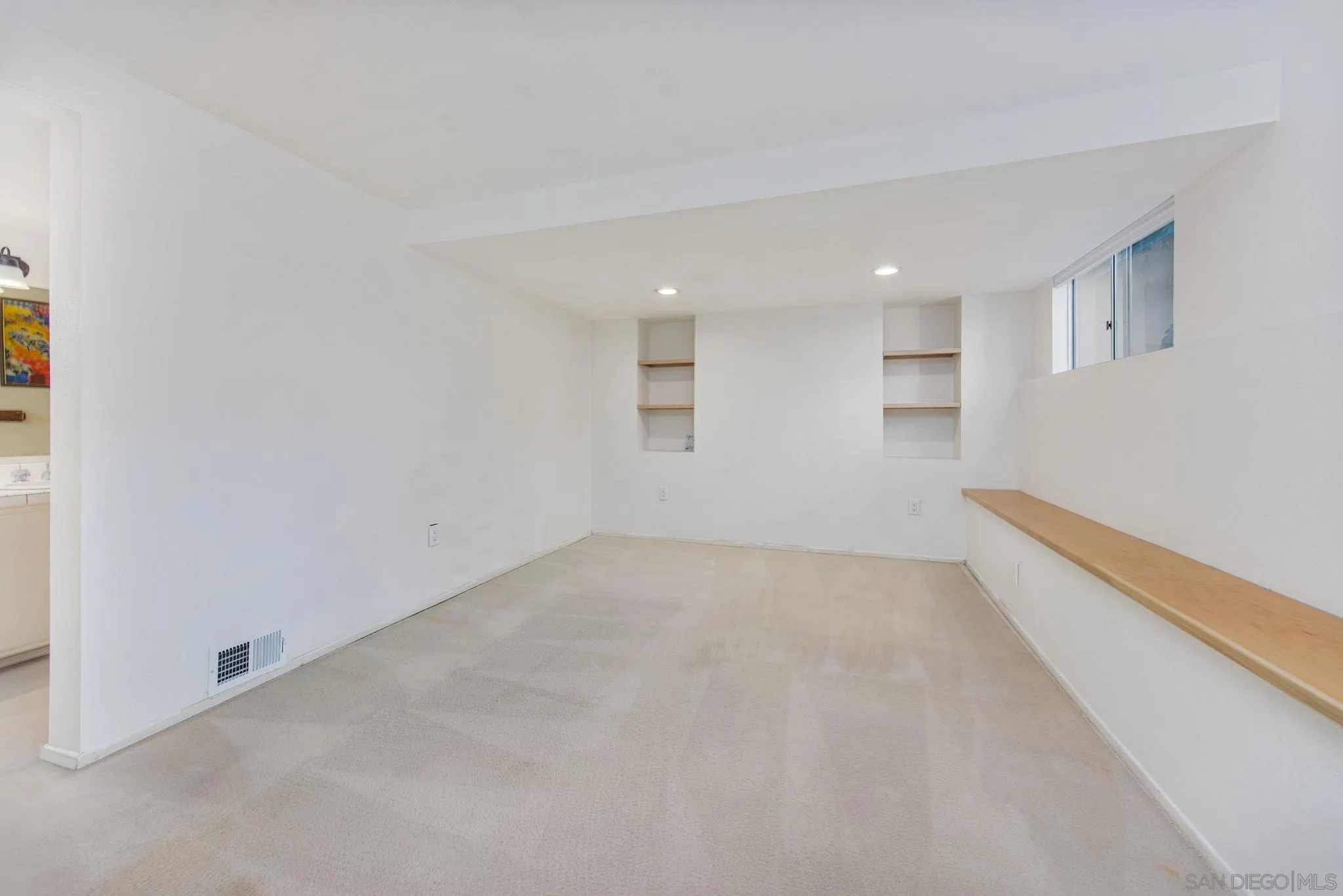 https://cdn.realtyfeed.com/cdn/127/260012874/23fc73dd38b242f76ab8822c236b23dc.webp
