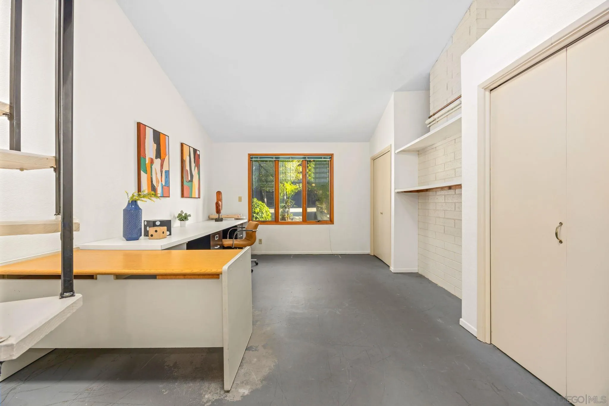 https://cdn.realtyfeed.com/cdn/127/260012874/297c11626a612ce94e55a67fef4bb204.webp