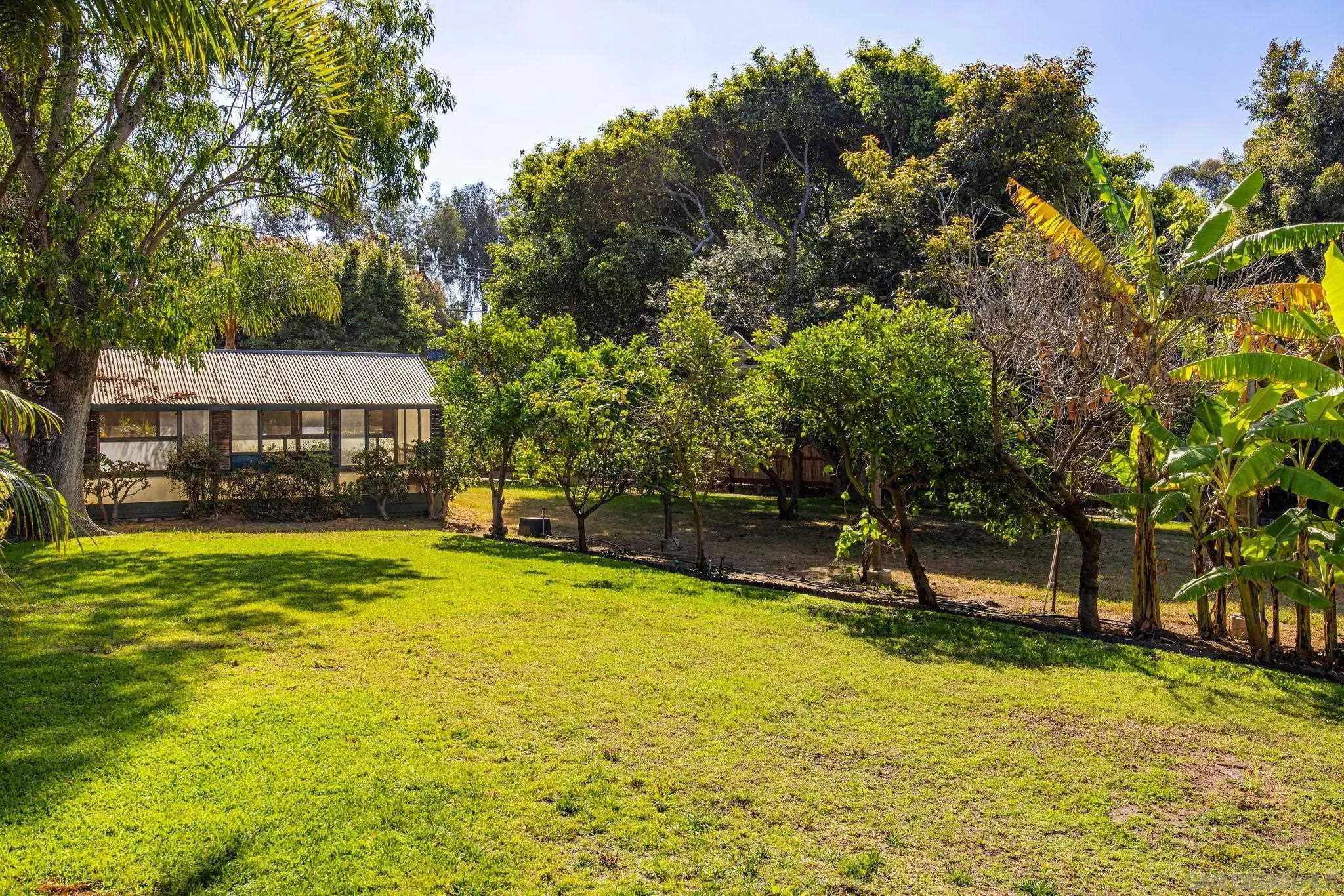 https://cdn.realtyfeed.com/cdn/127/260012874/9856b39acfd3ded6be1ab946916d6229.webp