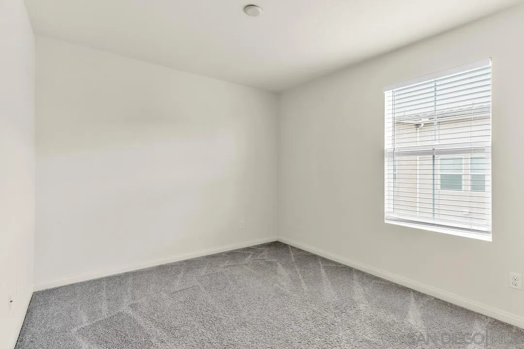 Photo #18: 260012875 Listing: Photo #18