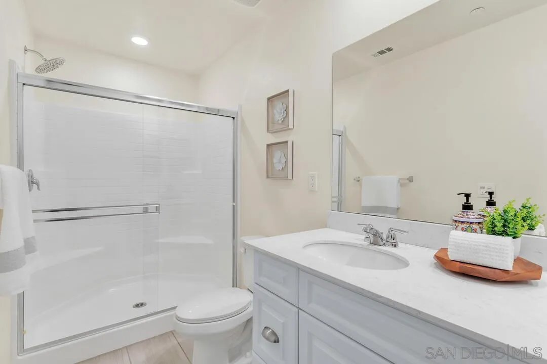 Photo #25: 260012875 Listing: Photo #25