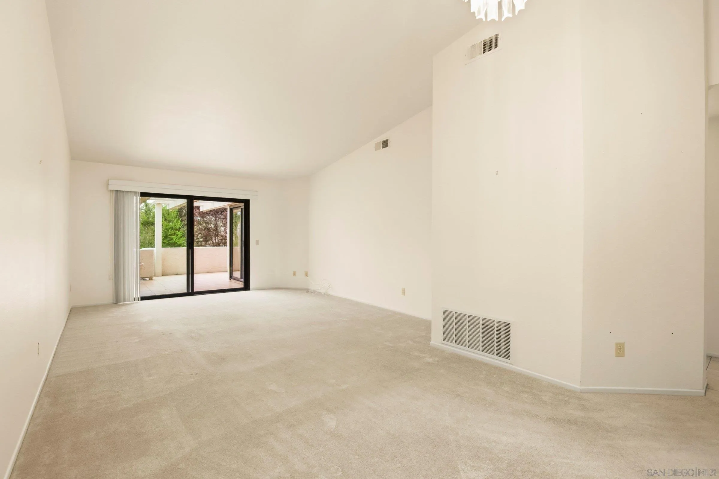 Photo #19: 260012877 Listing: Photo #19