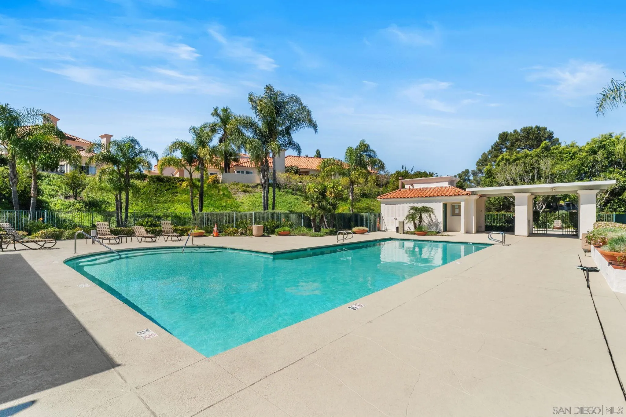 https://cdn.realtyfeed.com/cdn/127/260012881/b5e9a26ad17dbfbef50fb65096fdbf64.webp