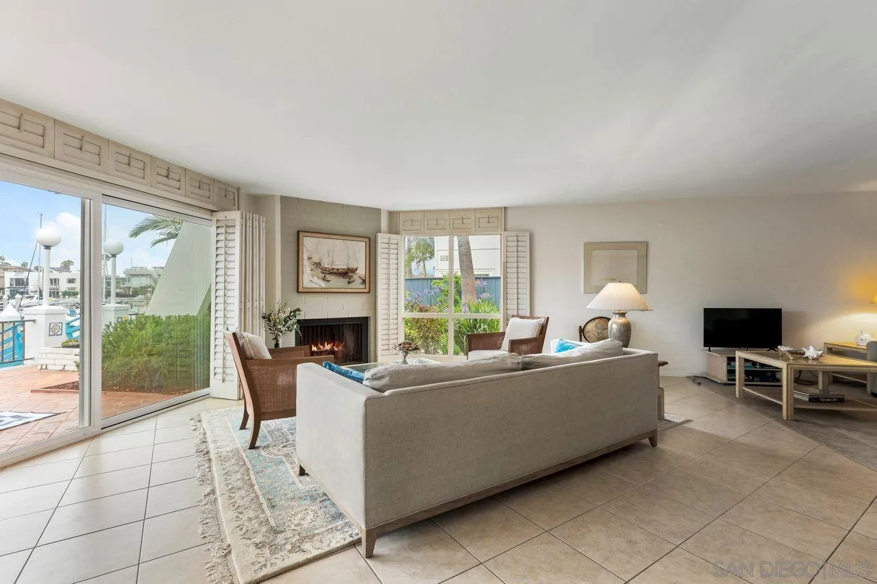 Photo #8: 260012882 Listing: Photo #8