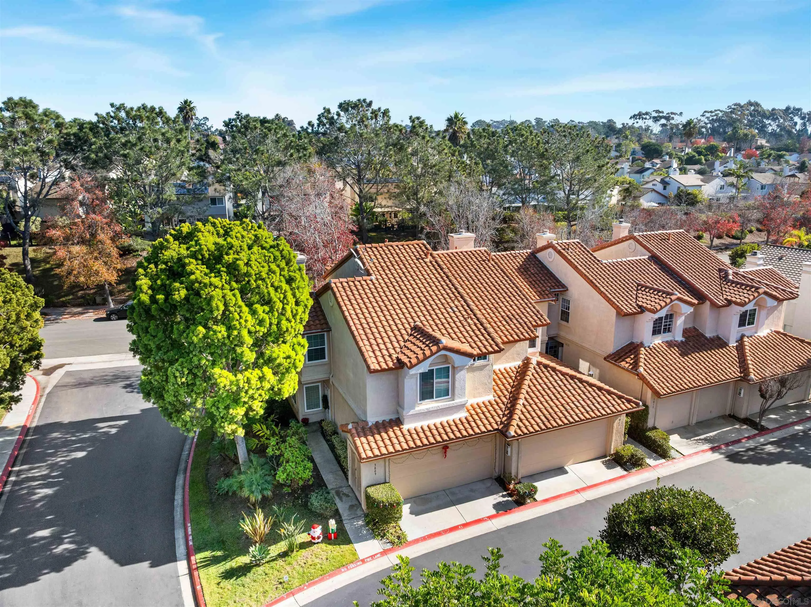 Photo #1: 260012883 Listing: Photo #1
