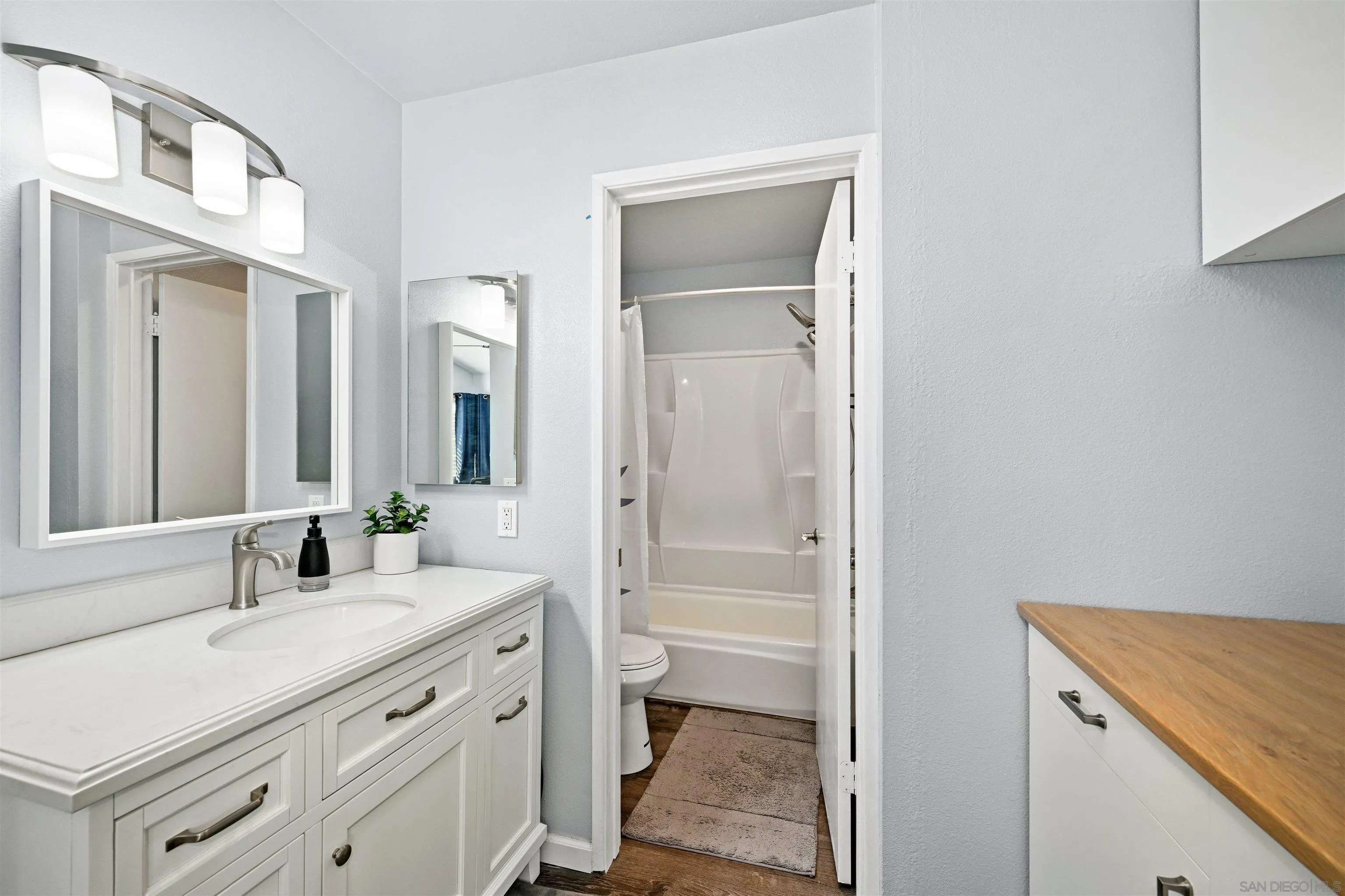 Photo #15: 260012883 Listing: Photo #15