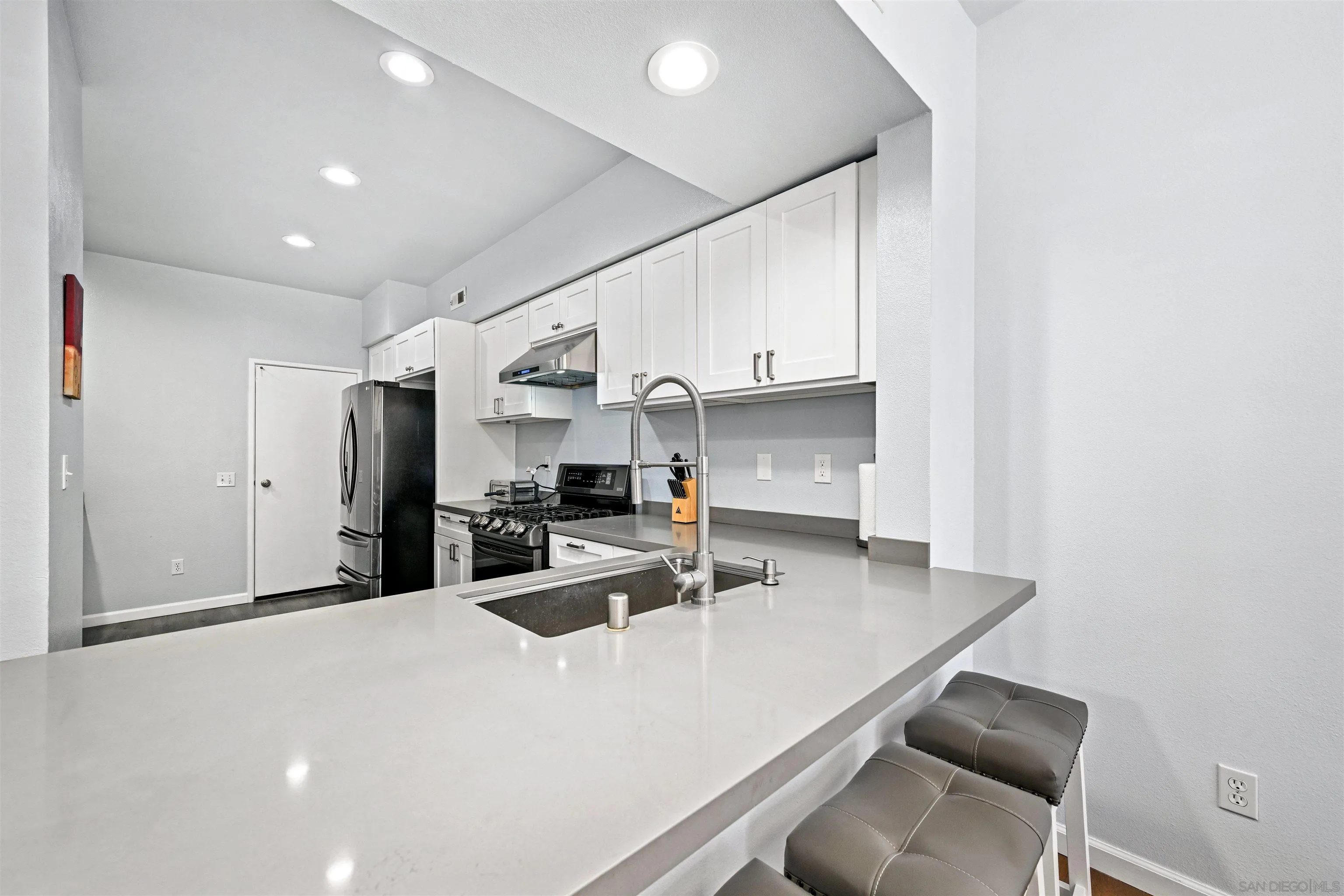 Photo #5: 260012883 Listing: Photo #5