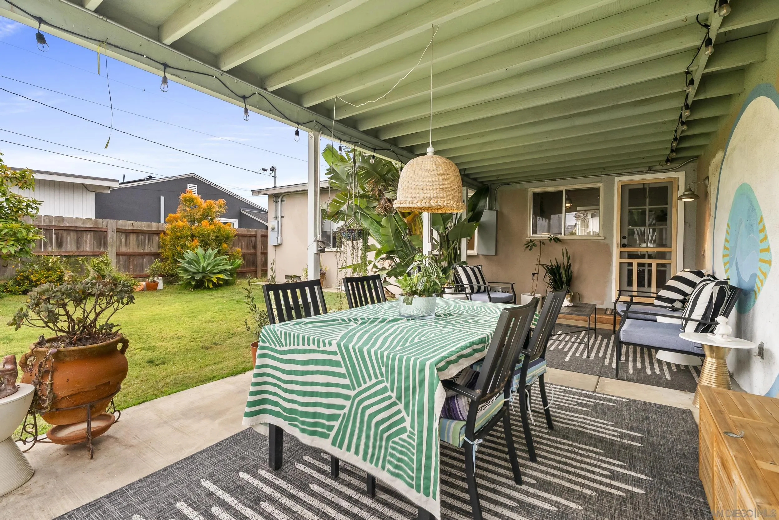 https://cdn.realtyfeed.com/cdn/127/260012884/48badd84997c7da9e03ddcfd595a460c.webp