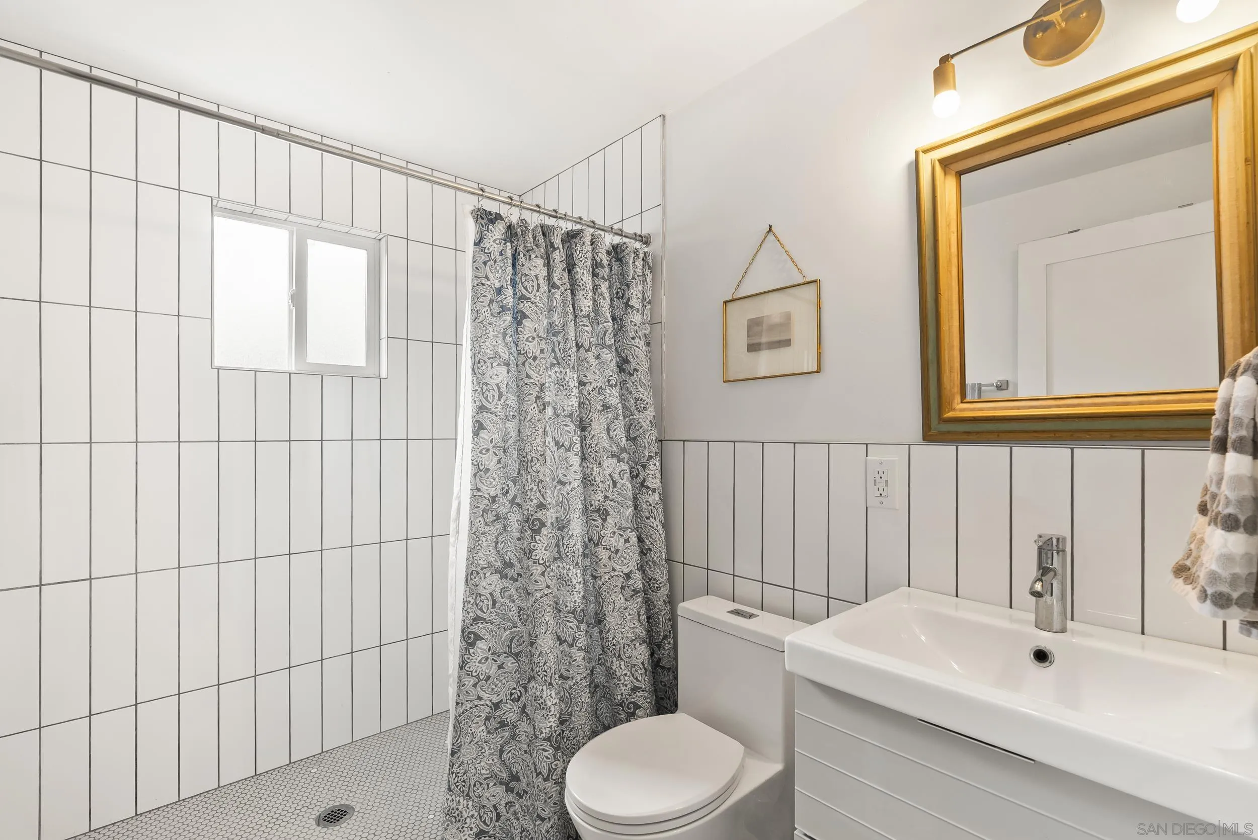 https://cdn.realtyfeed.com/cdn/127/260012884/505f71f35973502a2c7fe4025f612ddd.webp