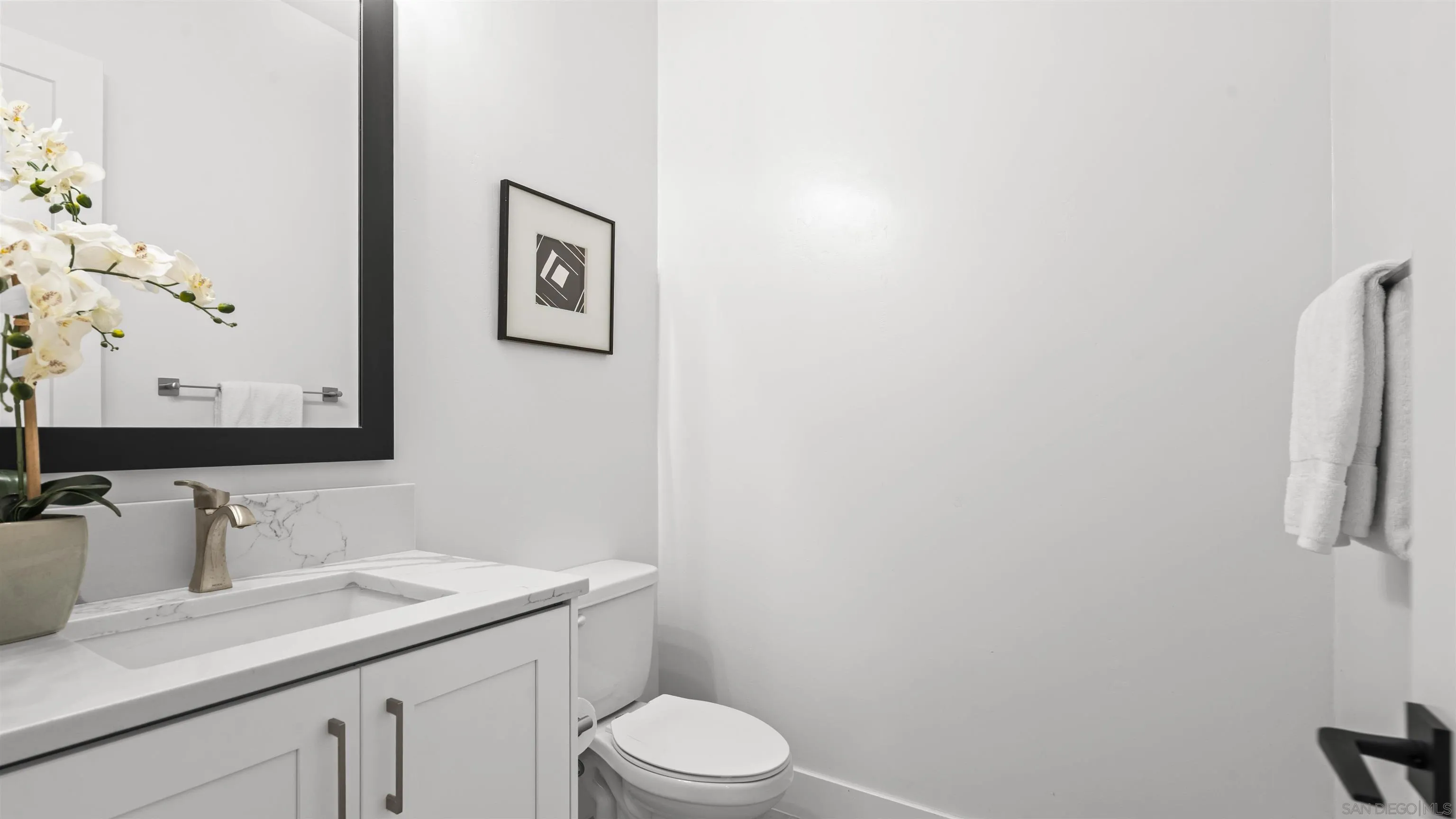 https://cdn.realtyfeed.com/cdn/127/260012885/4143525fd1de8a042b8e7a4bd2d5d50b.webp