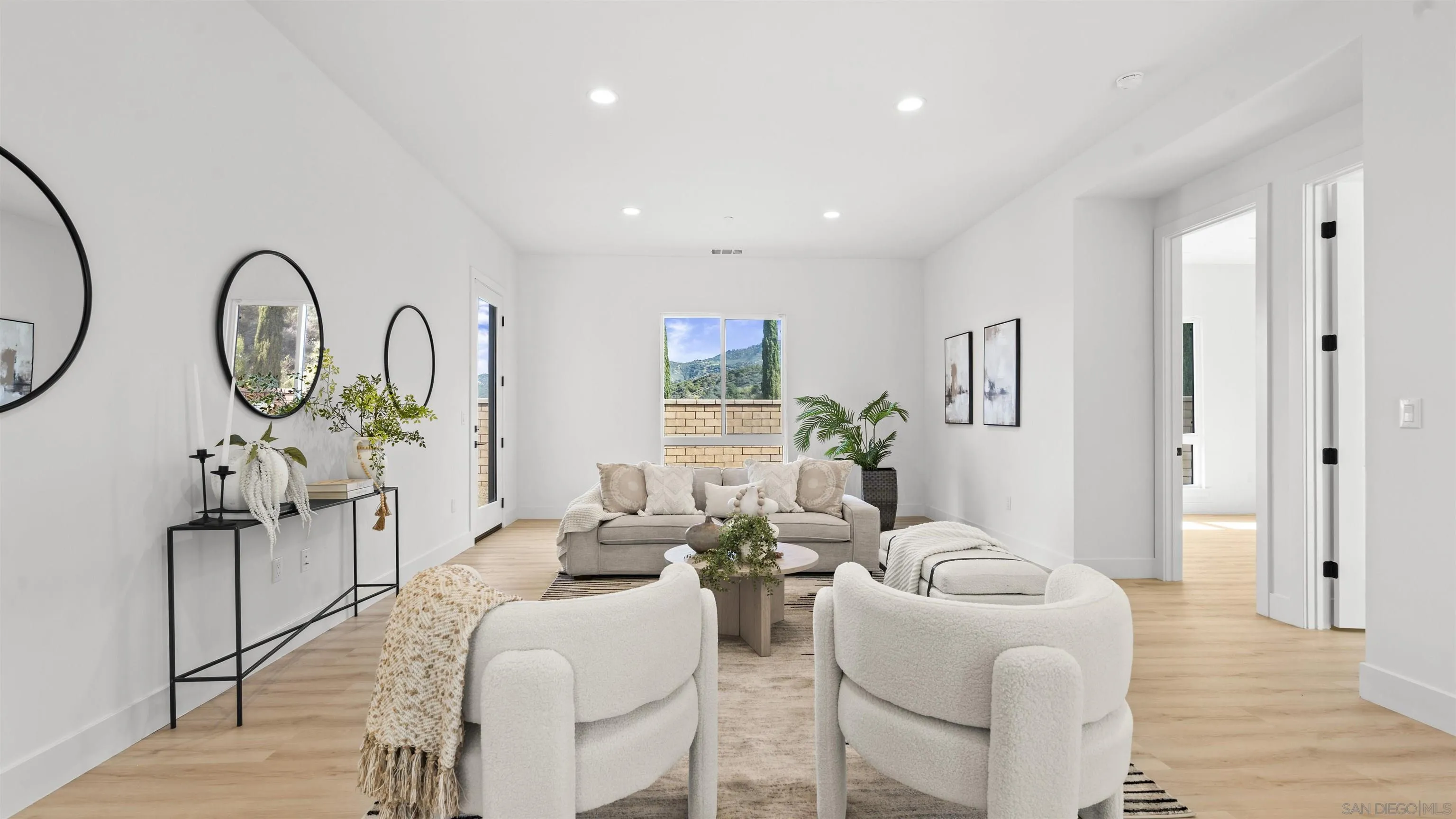 https://cdn.realtyfeed.com/cdn/127/260012885/81f6f185d1a6e9c9649791c9e02d9682.webp
