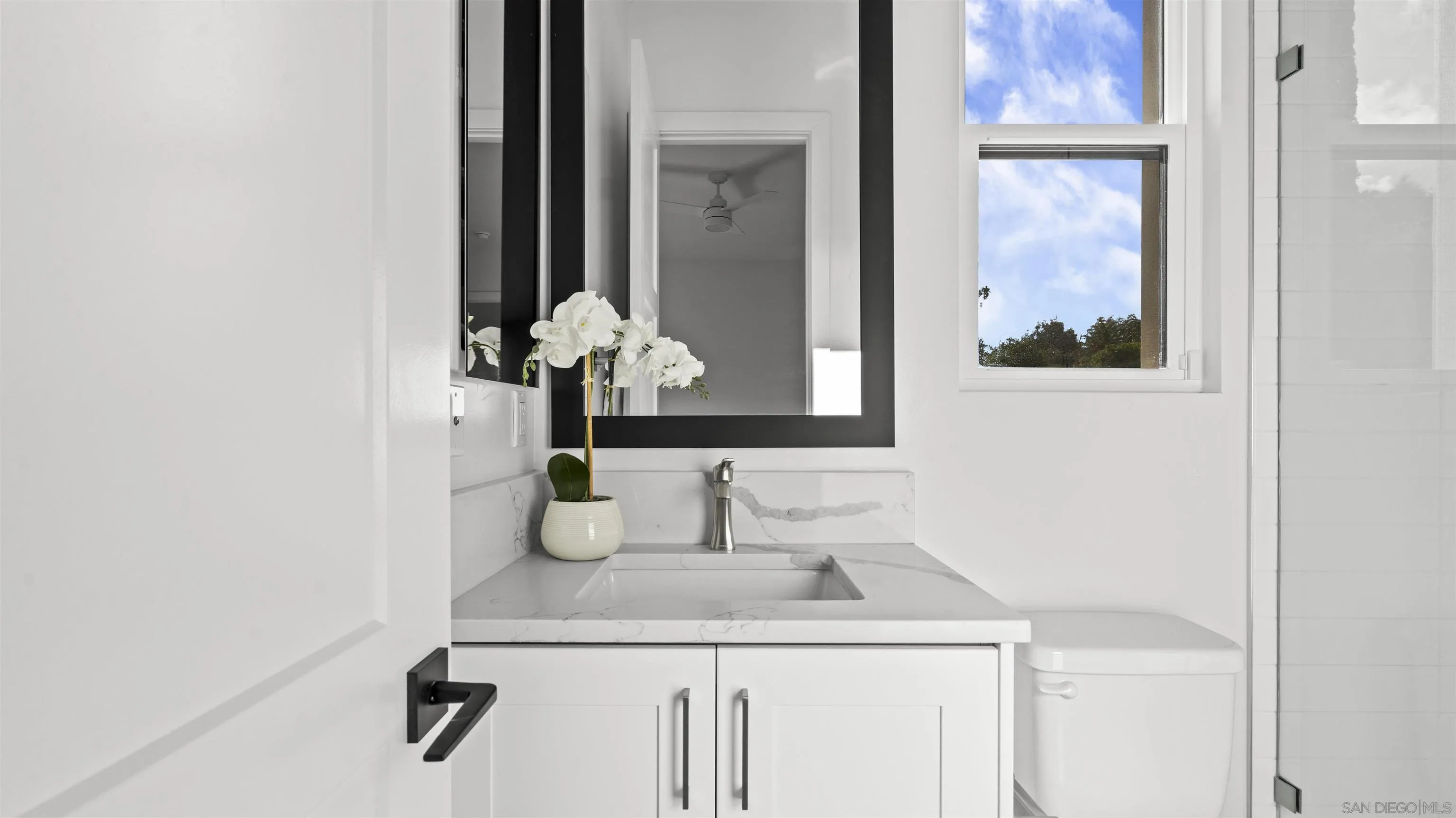 https://cdn.realtyfeed.com/cdn/127/260012885/83bd99c35039f2a23c9146ad0a0500fa.webp