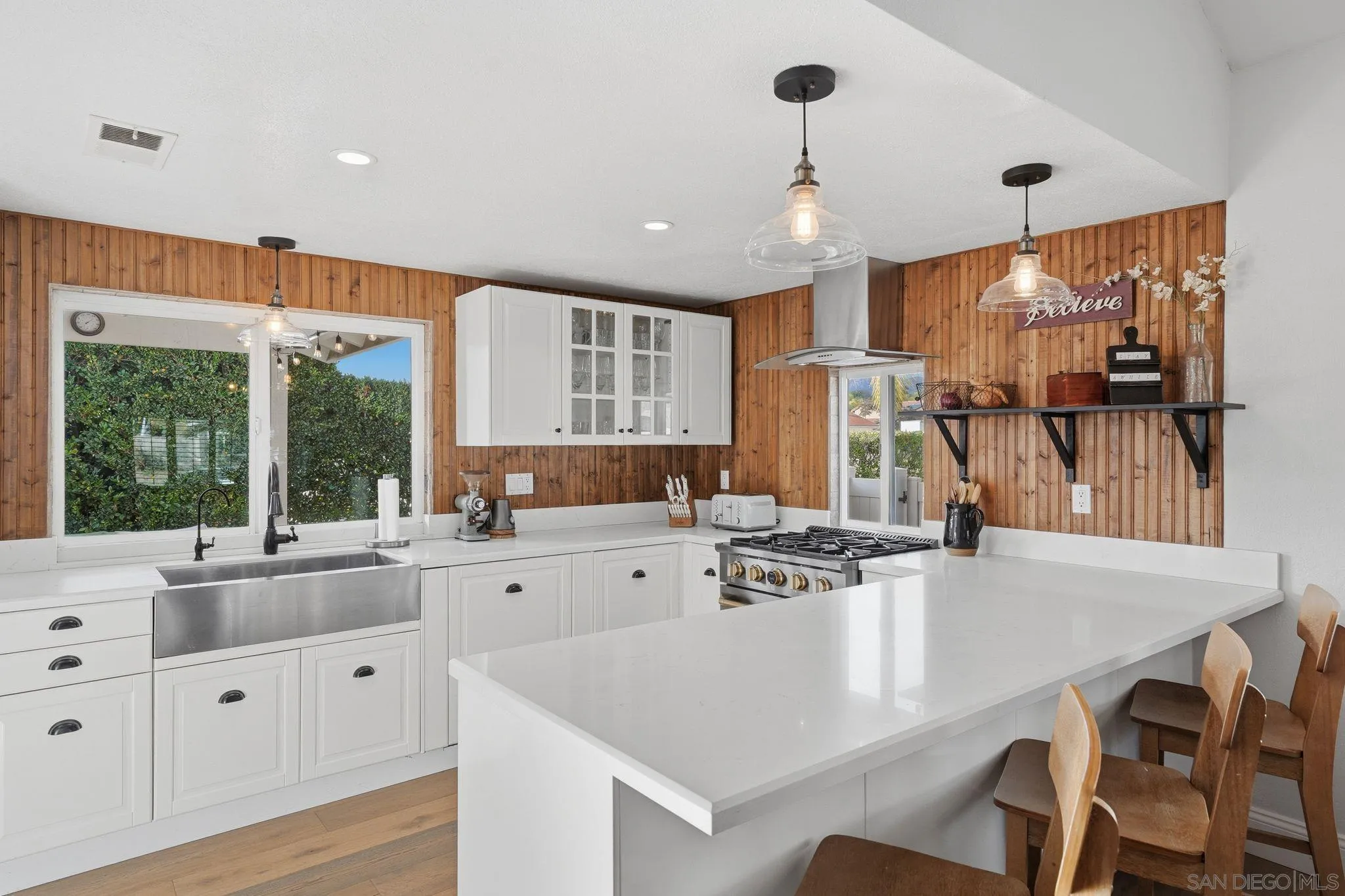https://cdn.realtyfeed.com/cdn/127/260012890/2098cfab3b83eaa63d5c8cfbacb52aa6.webp