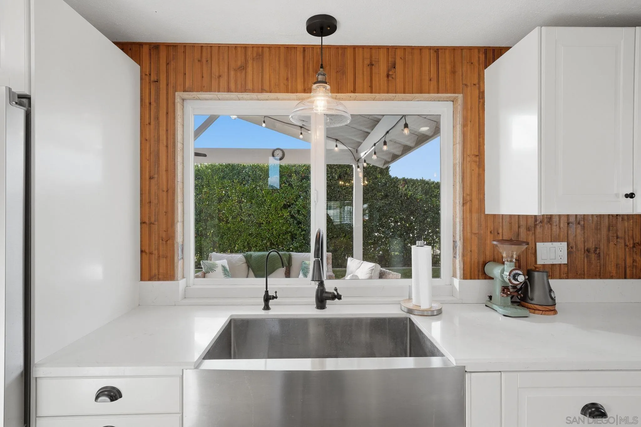 https://cdn.realtyfeed.com/cdn/127/260012890/490dce0e8f6026009a29e28f3db5ce10.webp