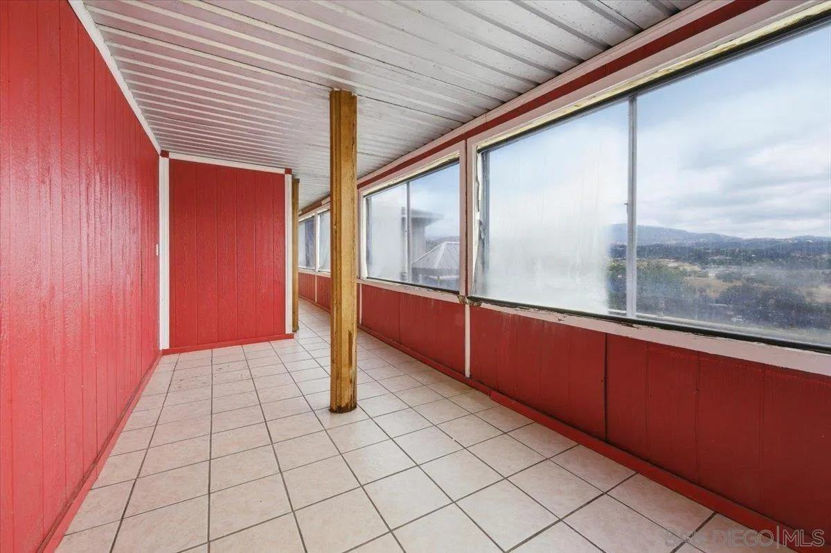 https://cdn.realtyfeed.com/cdn/127/260012893/73a825363baf471fcfca39a518c33888.webp