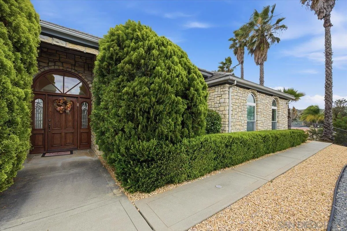 https://cdn.realtyfeed.com/cdn/127/260012893/a49e21a6985ed3974abc75b03c4fb227.webp