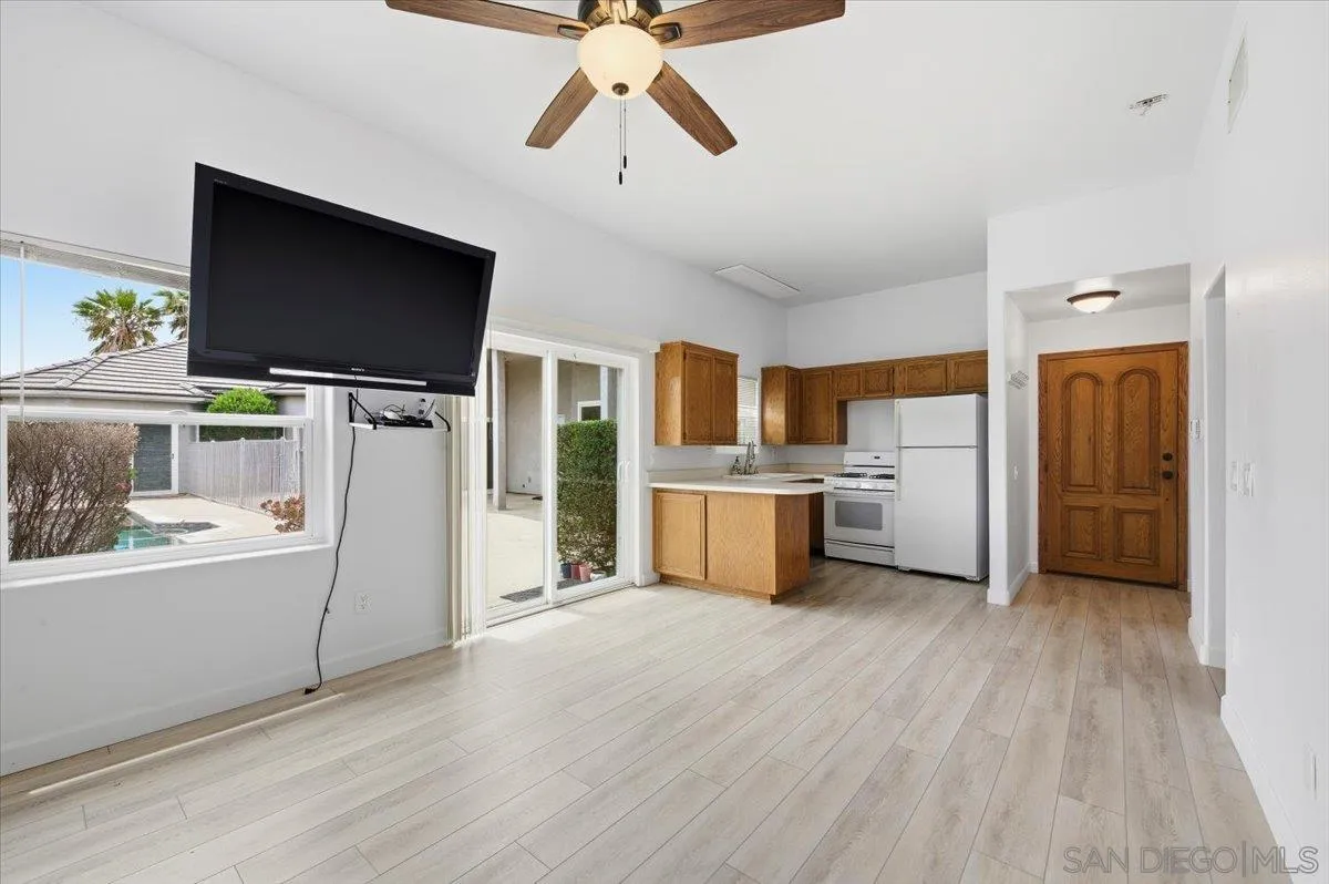 https://cdn.realtyfeed.com/cdn/127/260012893/f864c25371d4f0b0044f00e0502f68cb.webp