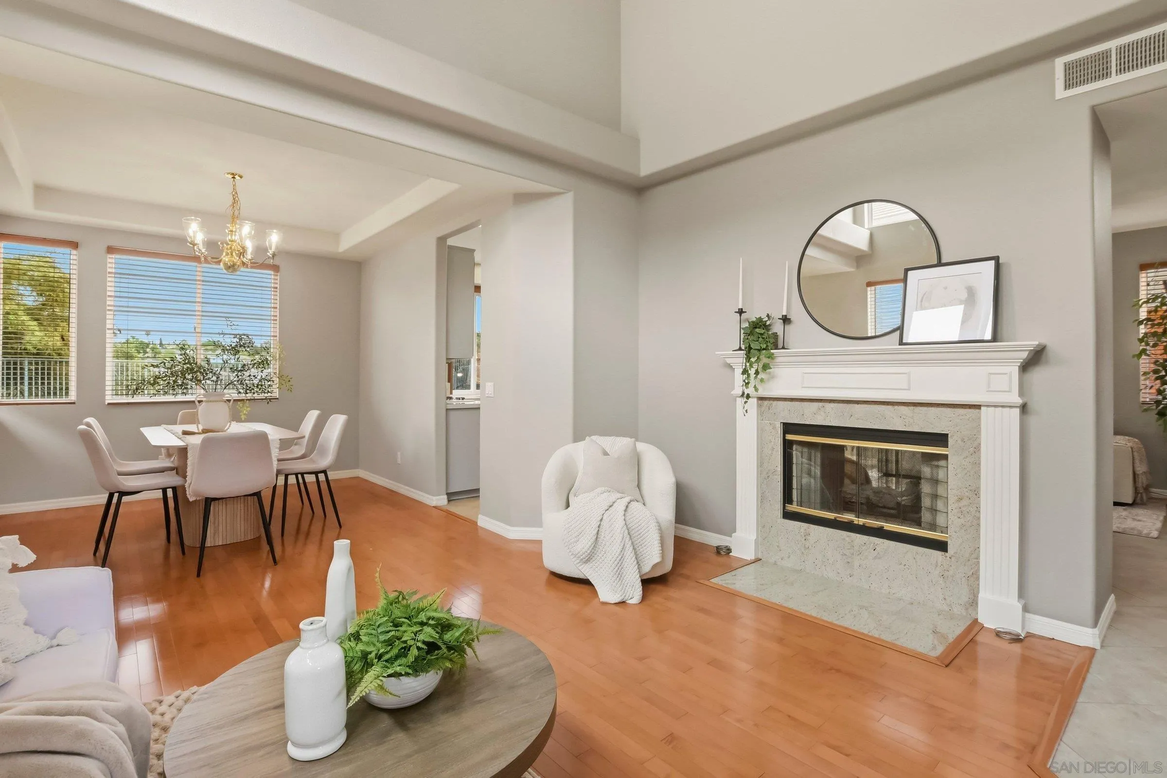 https://cdn.realtyfeed.com/cdn/127/260012894/391565c56417958d00e3545423177563.webp