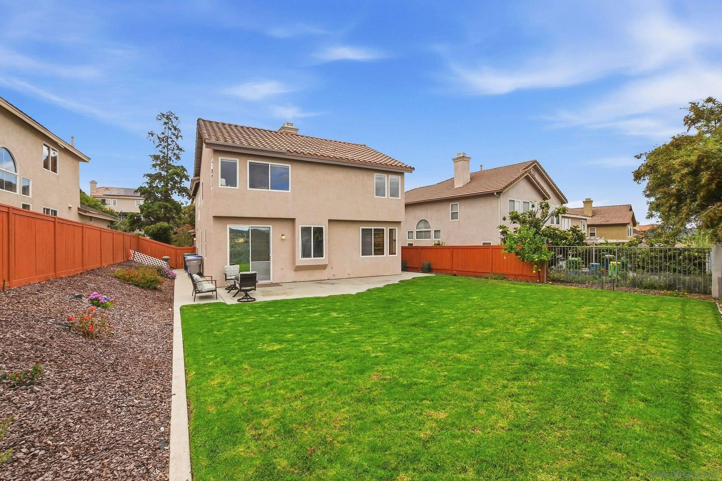 https://cdn.realtyfeed.com/cdn/127/260012894/aefc381127bd25bbe376b2a33cb77e89.webp