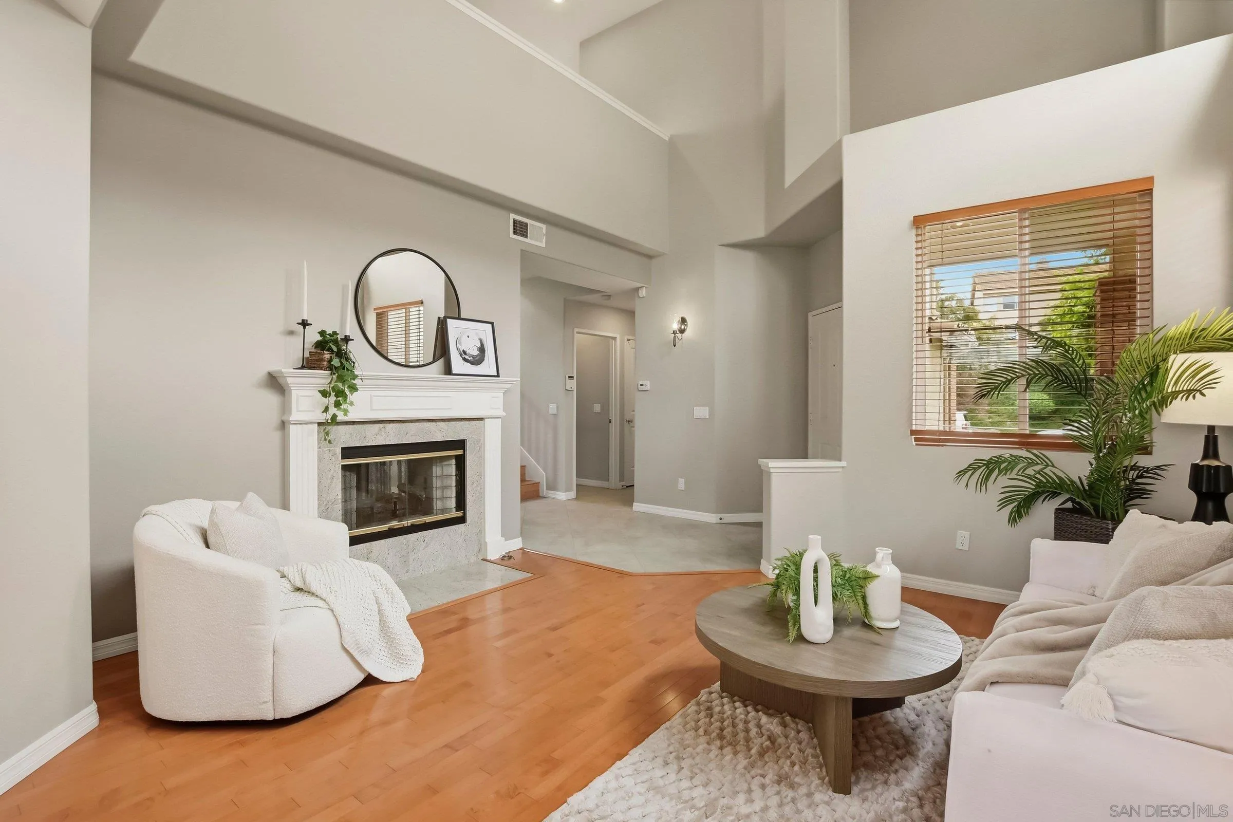 https://cdn.realtyfeed.com/cdn/127/260012894/afeb9660b61878ad1ee36f6adab2d4cb.webp