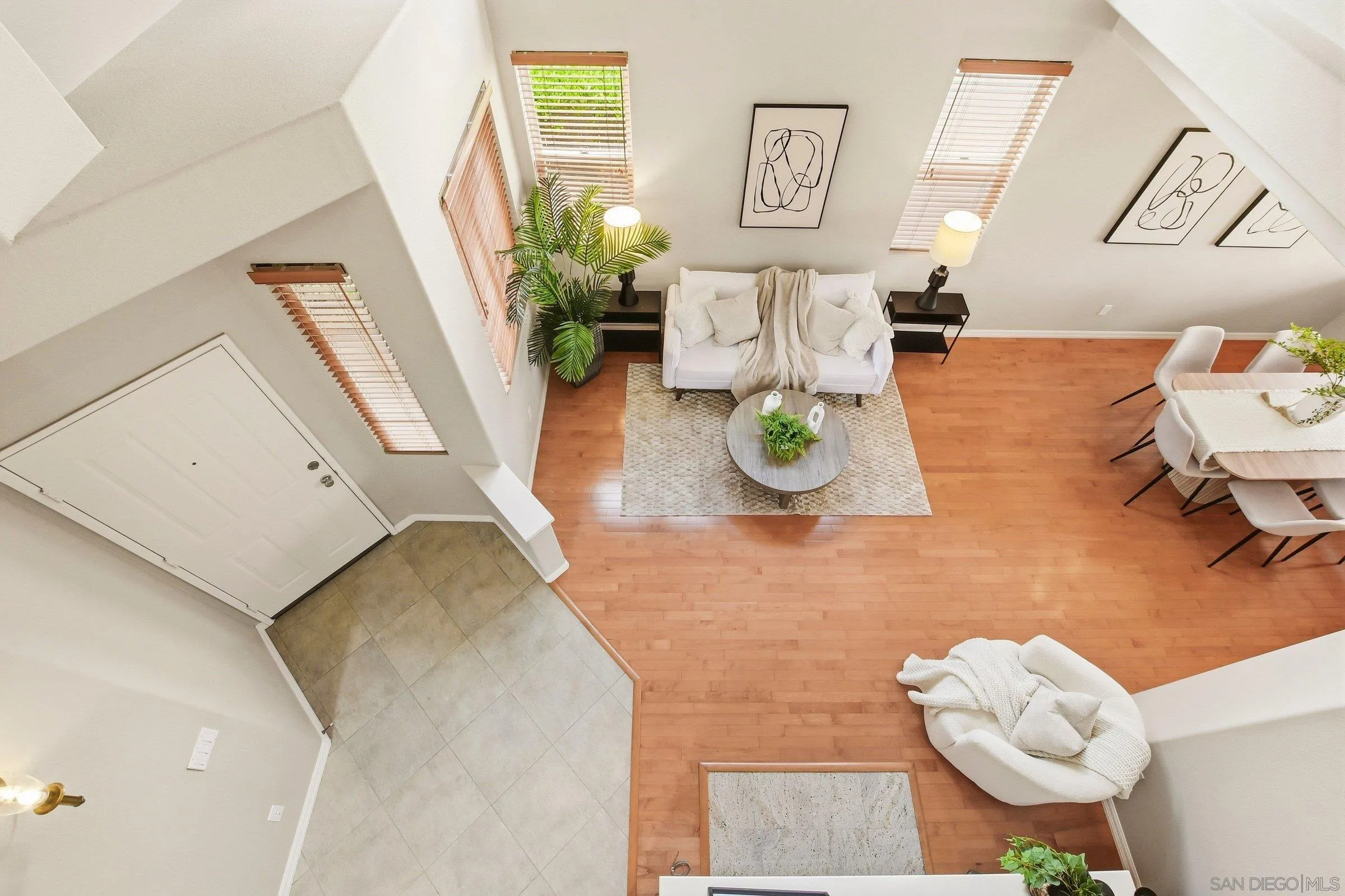 https://cdn.realtyfeed.com/cdn/127/260012894/b65fd7c30ac6110da6e338d22231ee12.webp