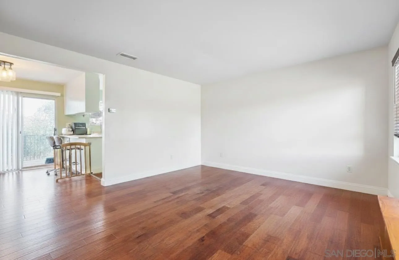 Photo #19: 260012897 Listing: Photo #19