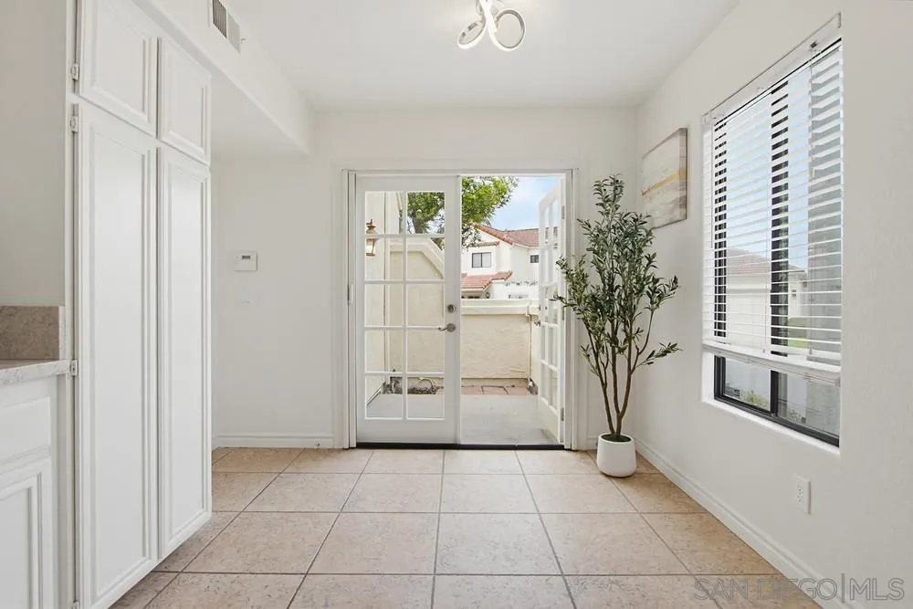 https://cdn.realtyfeed.com/cdn/127/260012899/52bac2a07b2560f5cace1a4f7f19e66b.webp