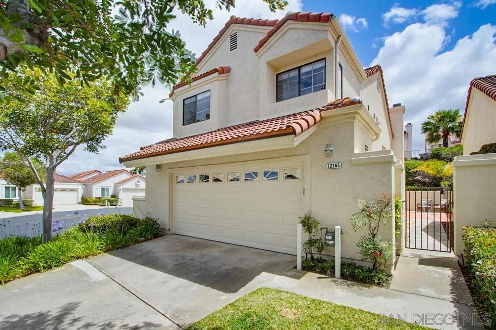 https://cdn.realtyfeed.com/cdn/127/260012899/6e8e8a65aa5086215278f6c174169905.webp