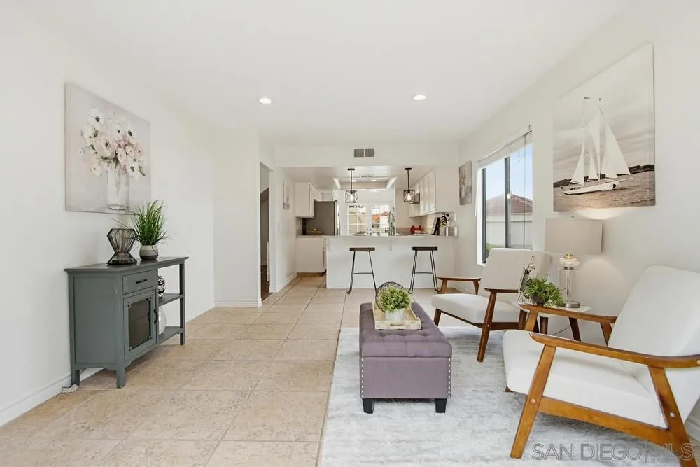 https://cdn.realtyfeed.com/cdn/127/260012899/7db0ec62cdbe7ed03c71952eb517ba47.webp