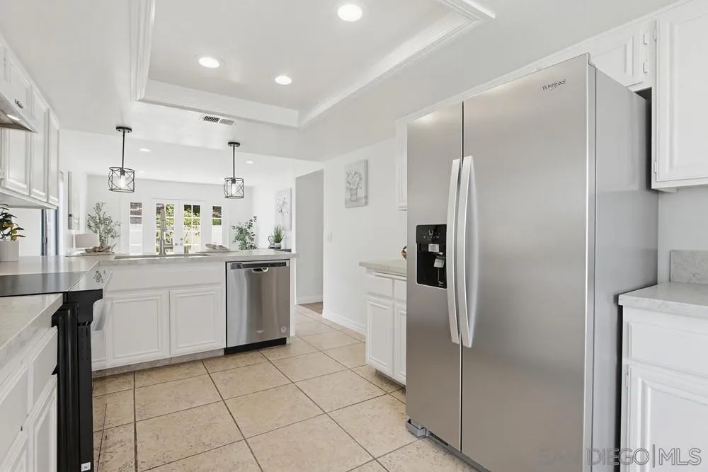 https://cdn.realtyfeed.com/cdn/127/260012899/df546f7330ca506dce95ae33c76c3aaf.webp
