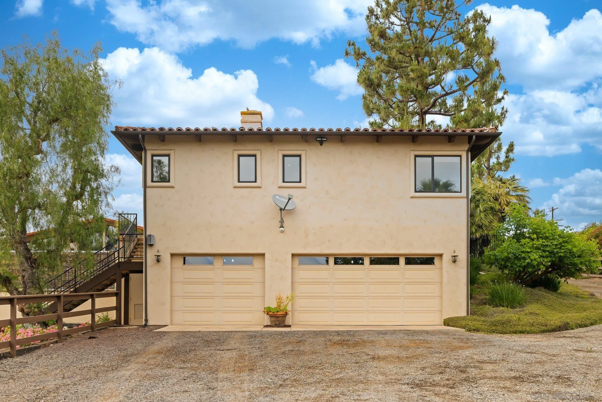 https://cdn.realtyfeed.com/cdn/127/260012900/0ec20c8263f5bcc97da2af9580e6f739.webp