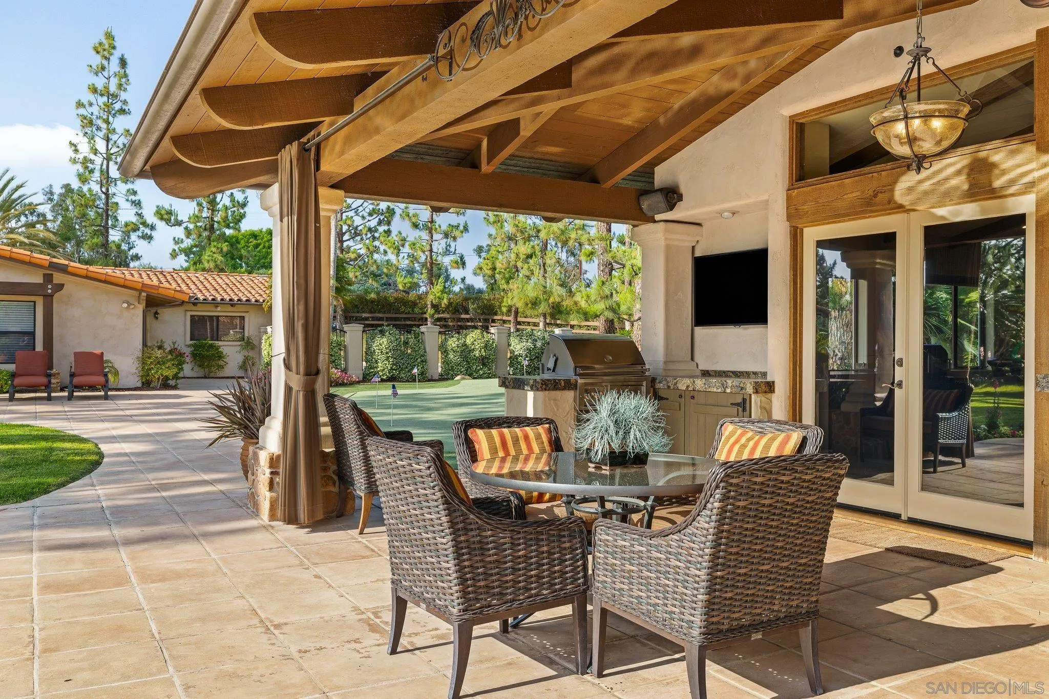 https://cdn.realtyfeed.com/cdn/127/260012900/3956e1aabfba50768ceac45255362b28.webp