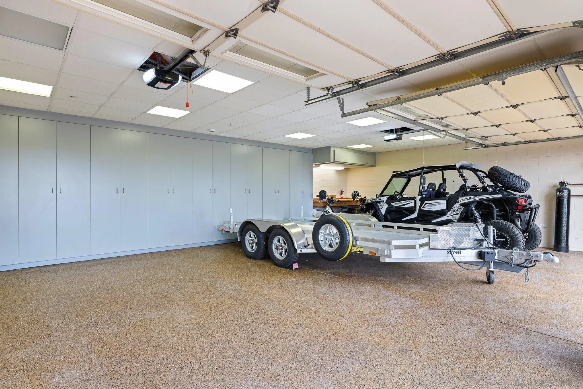 https://cdn.realtyfeed.com/cdn/127/260012900/ad0d0bc0f371098f89402ac529b61879.webp