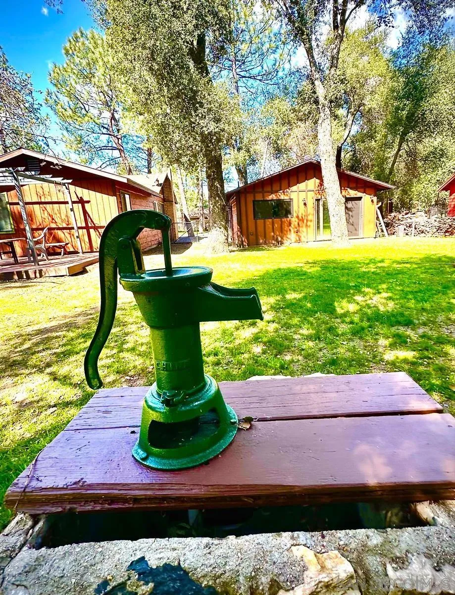 https://cdn.realtyfeed.com/cdn/127/260012901/20141e3ef07214a2663692bedfdbe6a3.webp