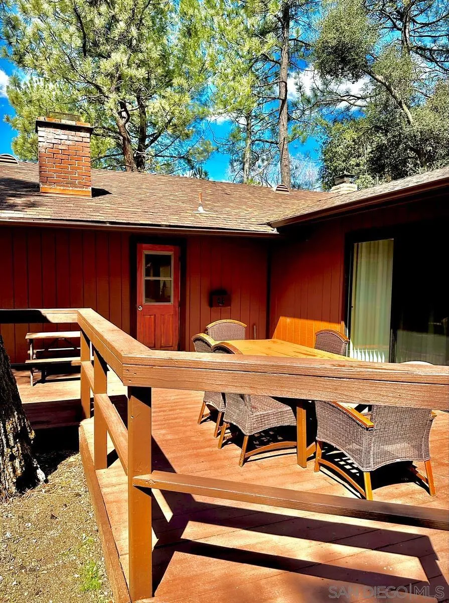 https://cdn.realtyfeed.com/cdn/127/260012901/b8d4dcb040a6738f2f93afaf9b38d56e.webp