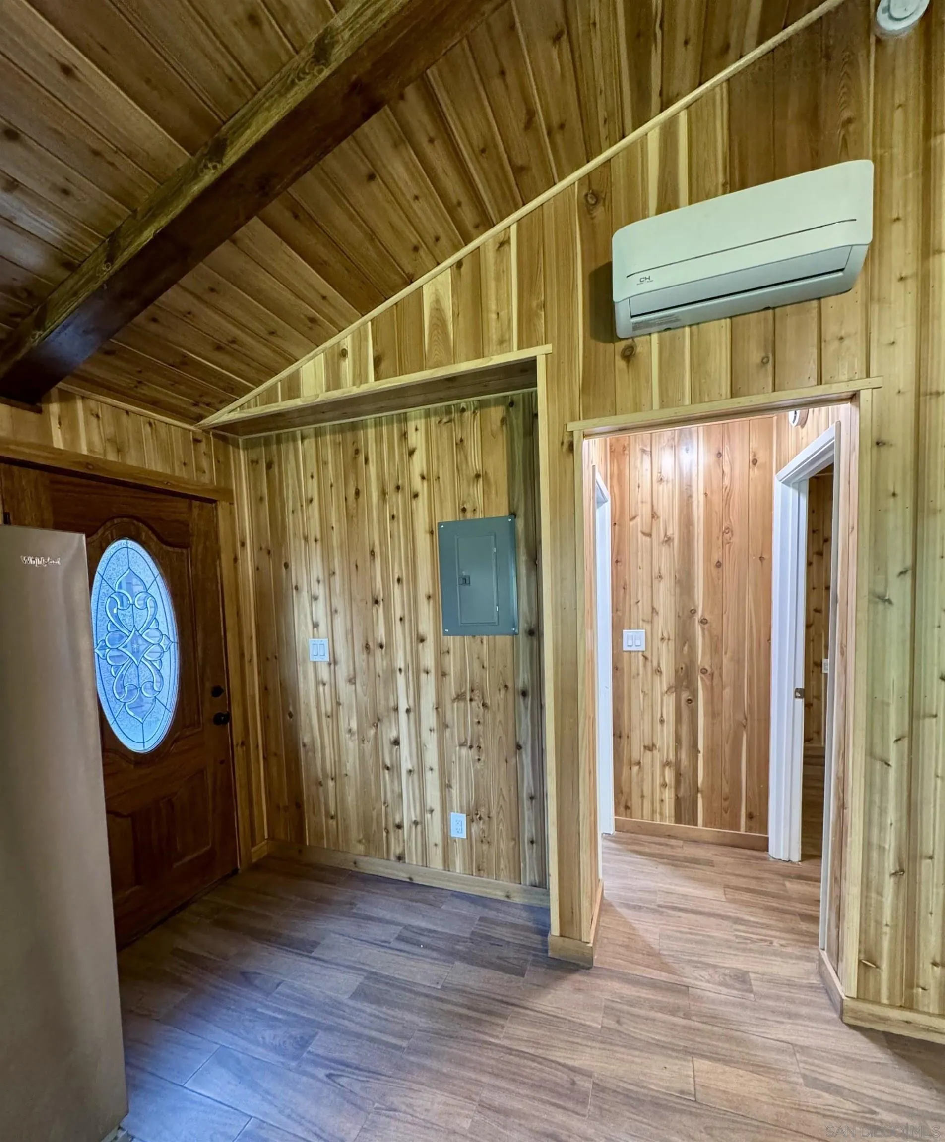 https://cdn.realtyfeed.com/cdn/127/260012901/e9477ccdd2bfeb449d7971b4b1c41c64.webp