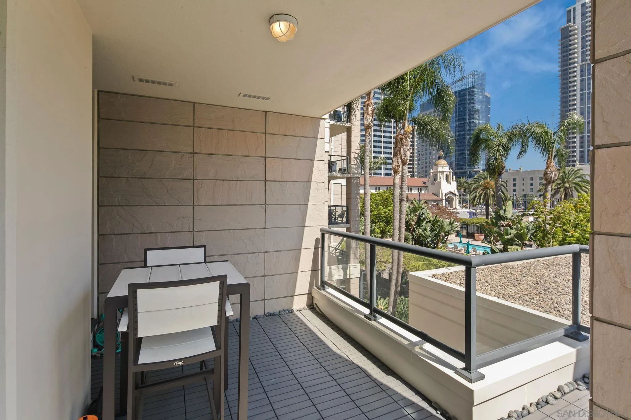 Photo #14: 260012903 Listing: Photo #14