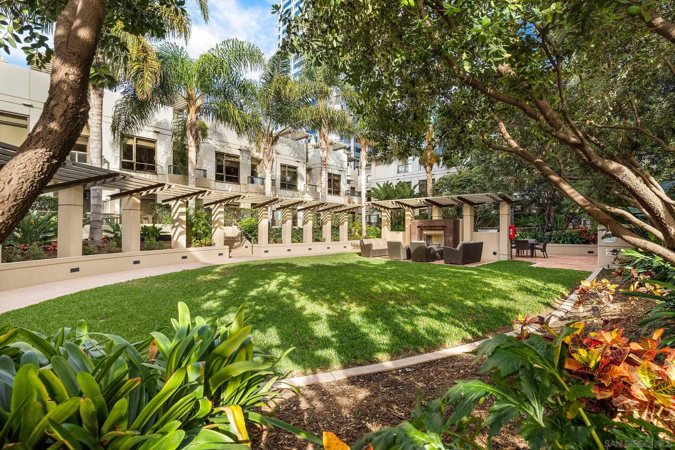 https://cdn.realtyfeed.com/cdn/127/260012905/0b8feb7b5157a57654499b1e42f25b23.webp