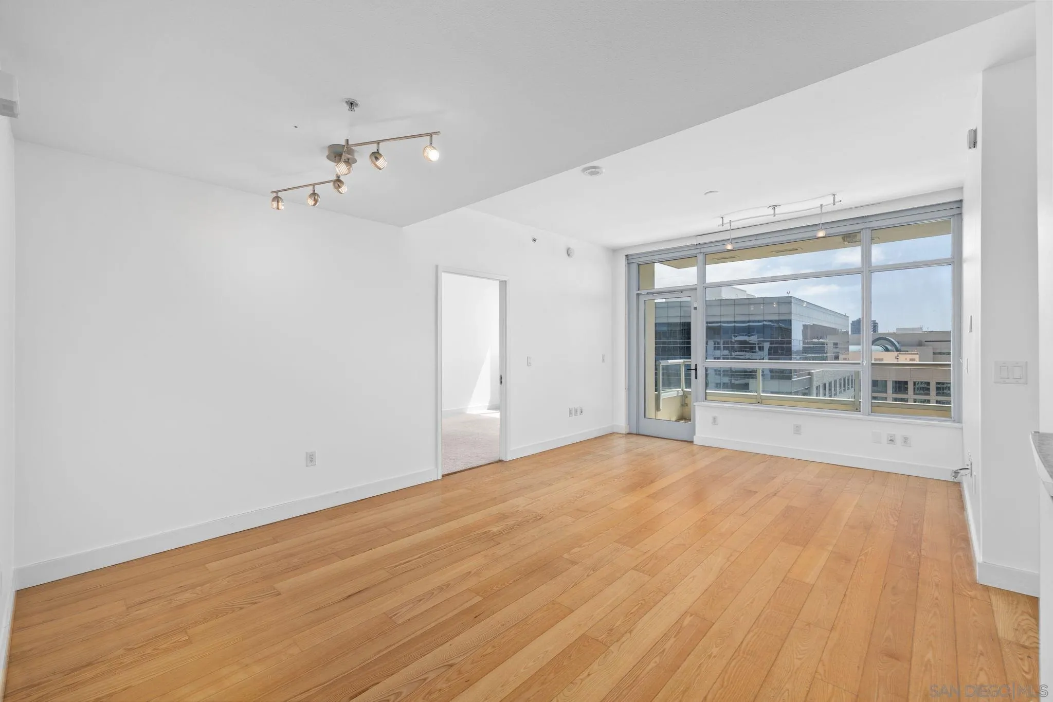 700 W E Street Unit 2905, San Diego, CA 92101 - Photo 4 of 50, San Diego, CA