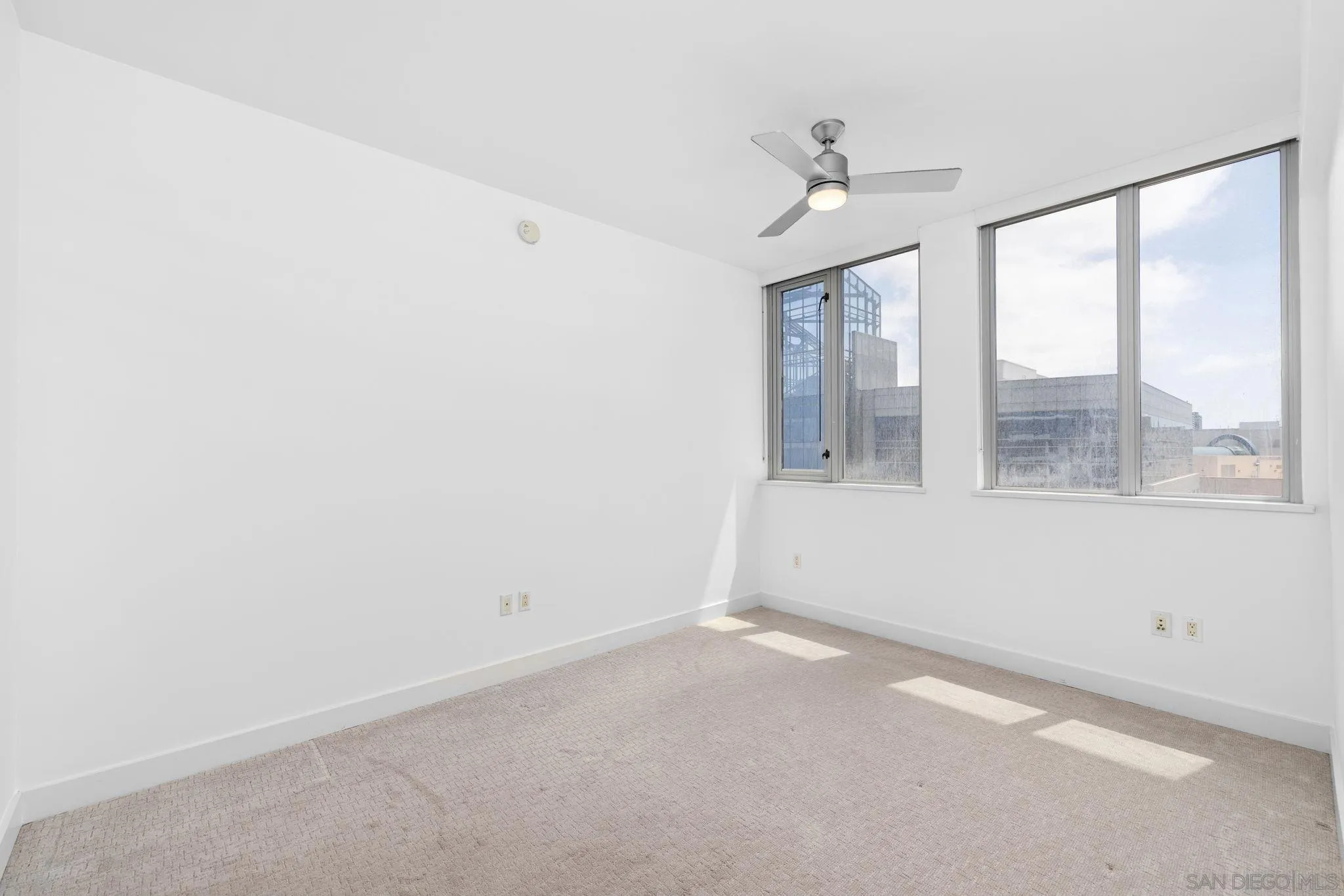 https://cdn.realtyfeed.com/cdn/127/260012905/dee9323b8fa56b73263787aaf6b923dd.webp