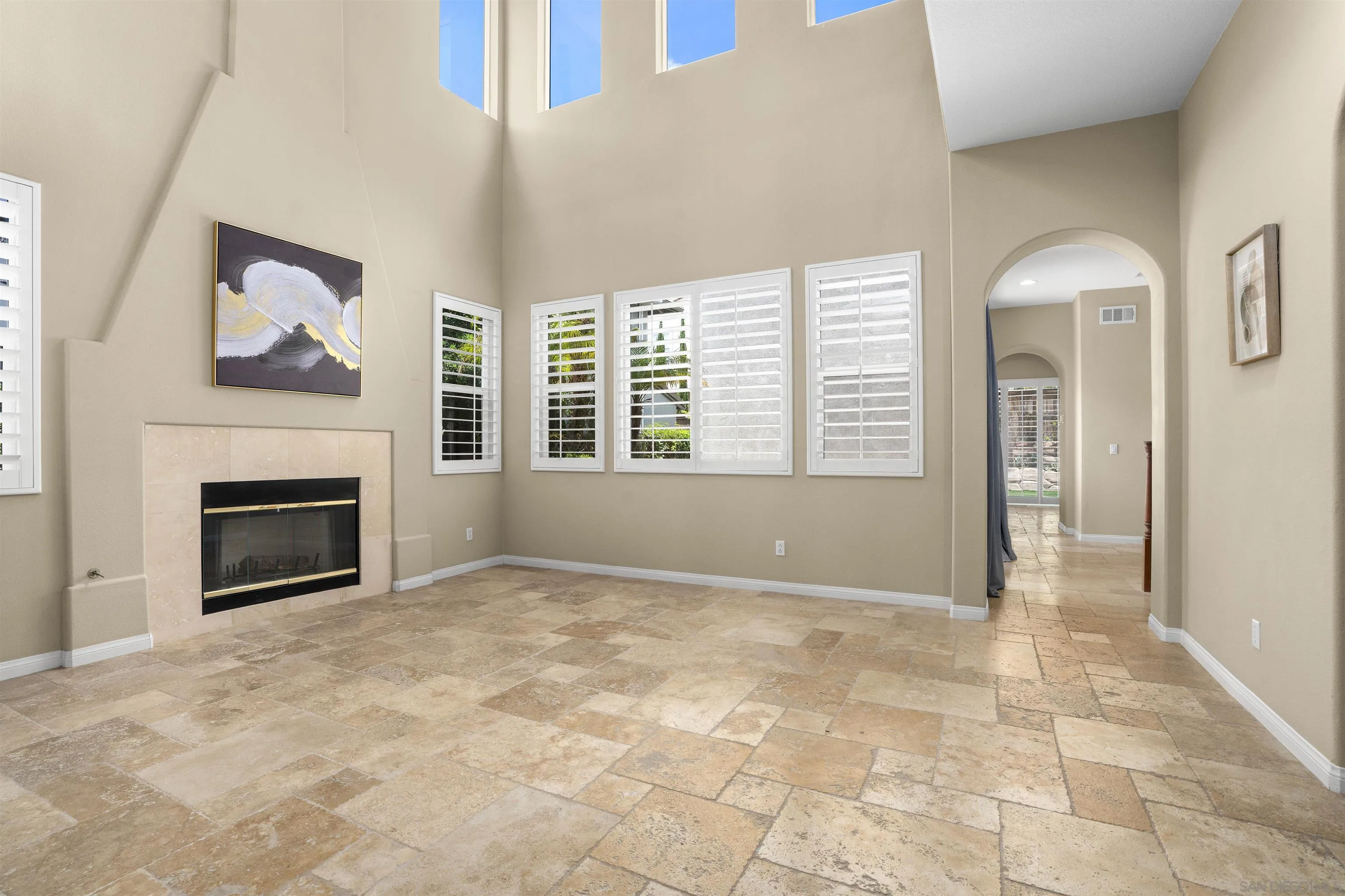 https://cdn.realtyfeed.com/cdn/127/260012908/4bae999647316e5823f0b6ecdd13d7de.webp