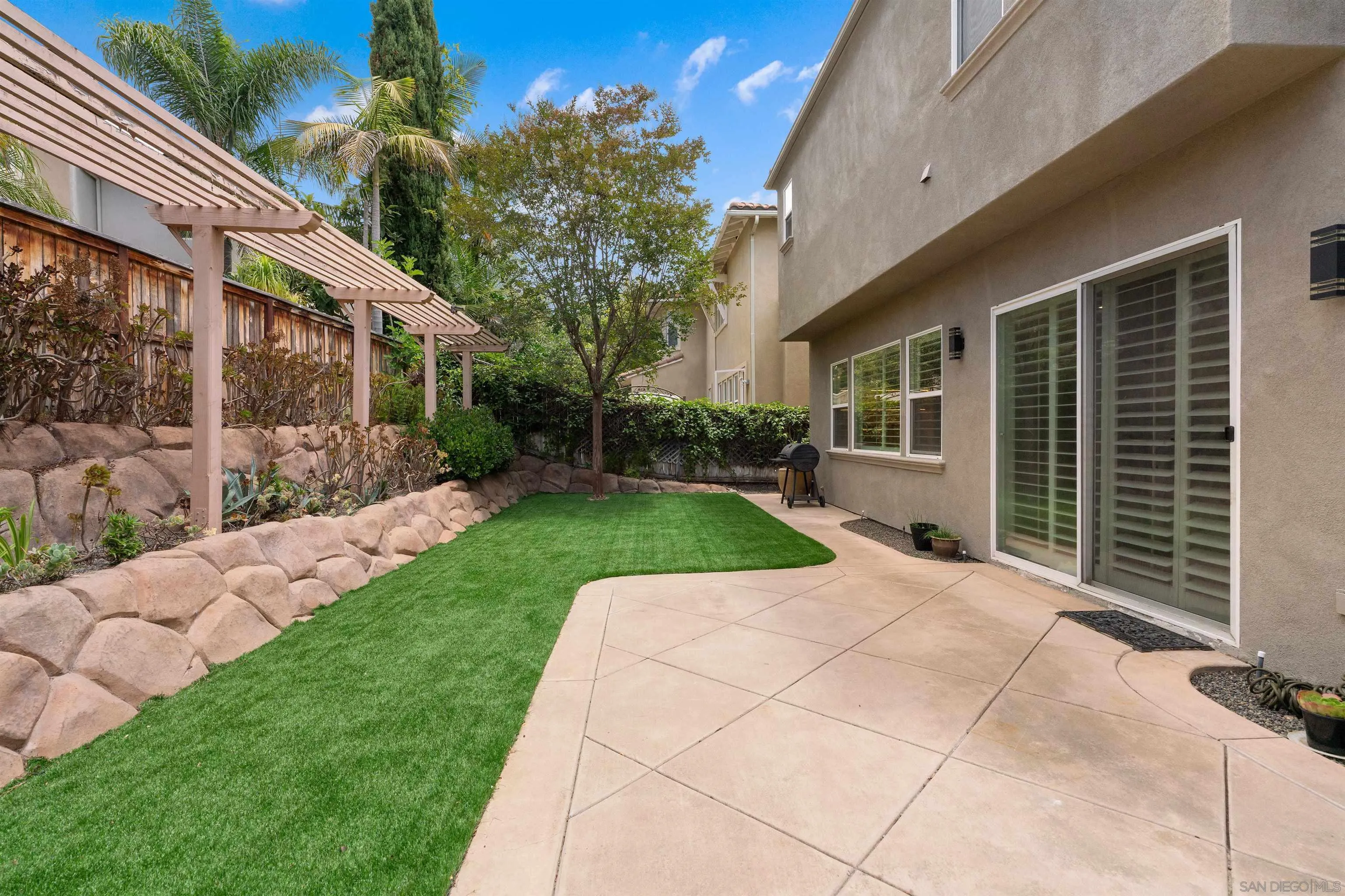 https://cdn.realtyfeed.com/cdn/127/260012908/525f12696ff2a1281553710a4f363d89.webp