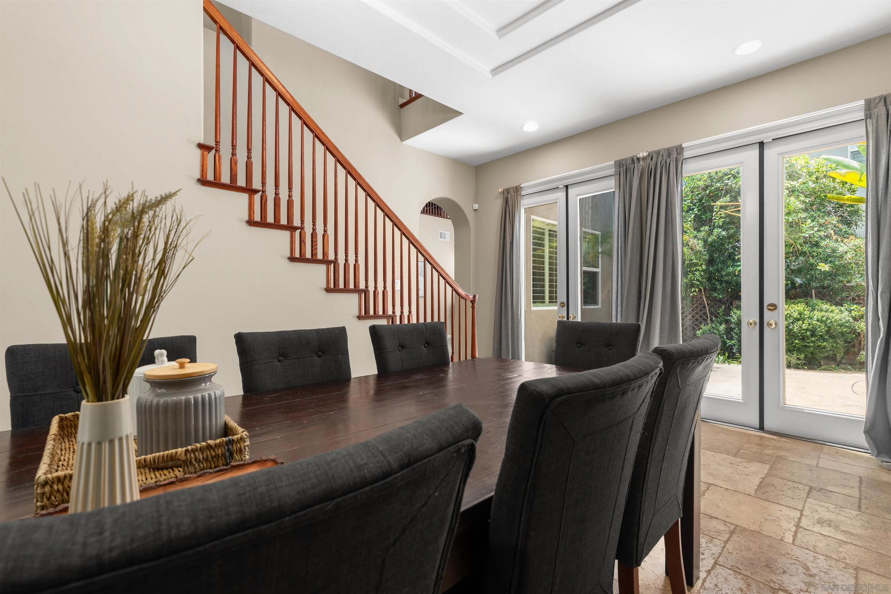 https://cdn.realtyfeed.com/cdn/127/260012908/86592e34d42f0bf710b1a2a57210c361.webp