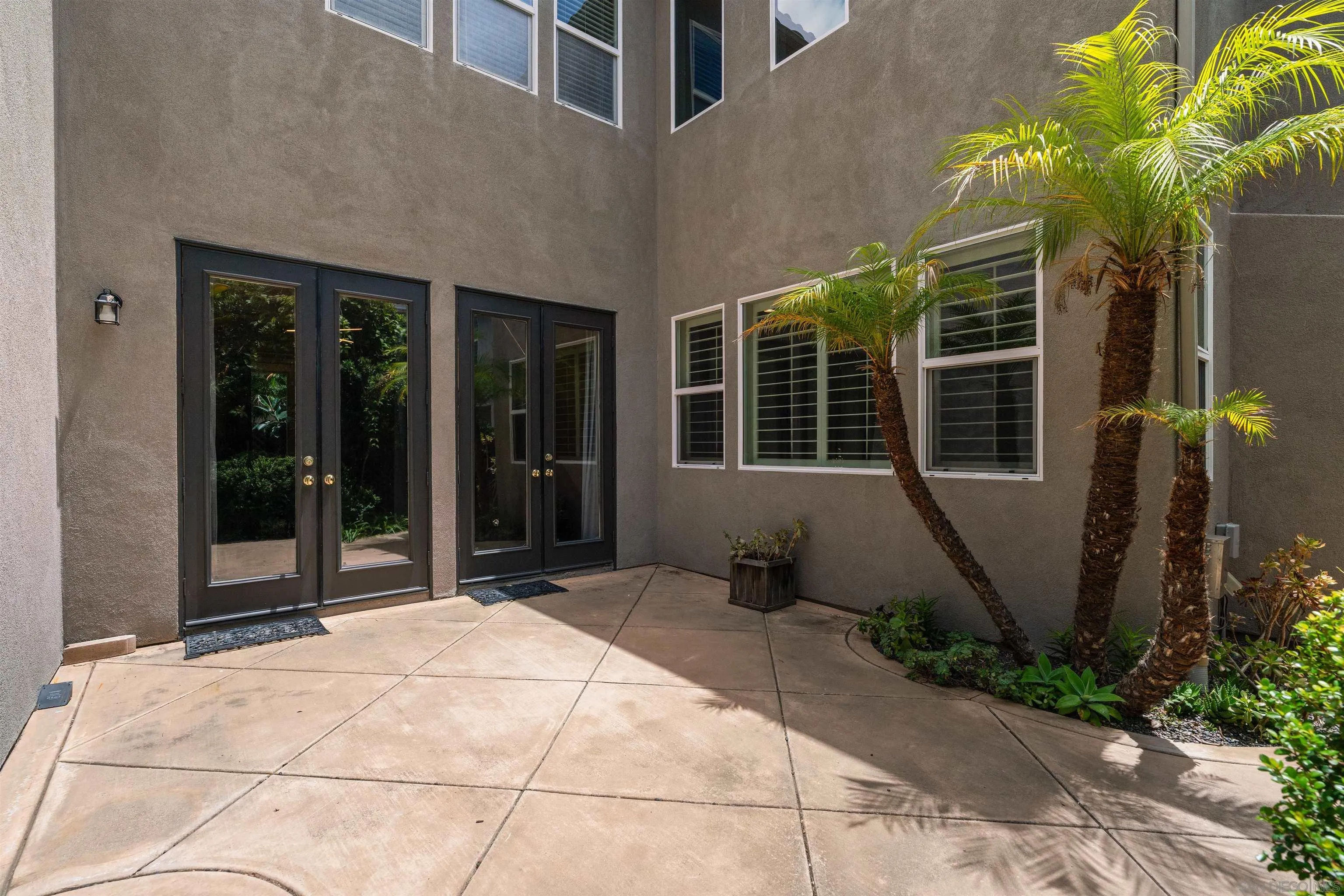 https://cdn.realtyfeed.com/cdn/127/260012908/b37e920c0a298cb708424a263b0b9c88.webp