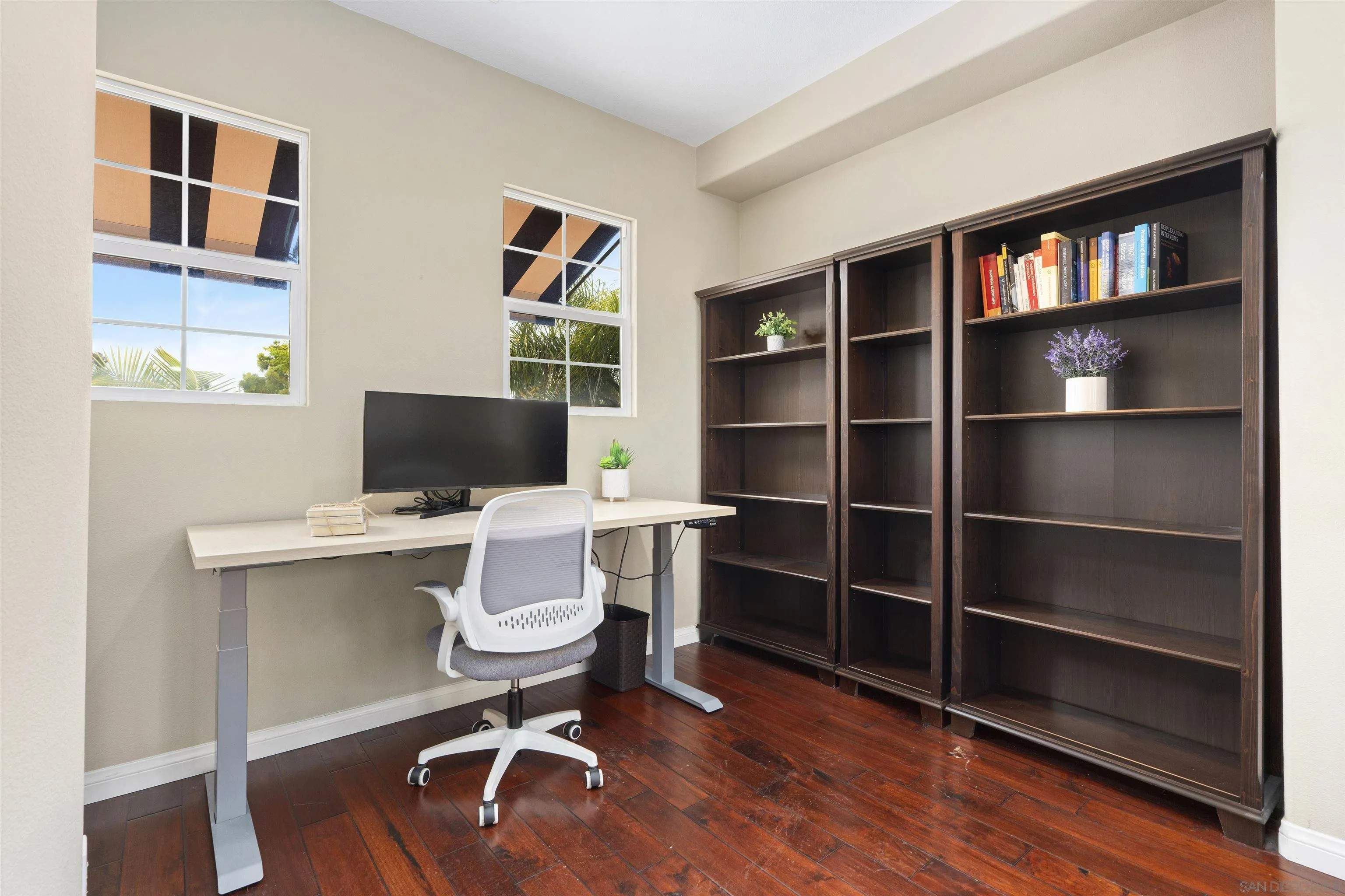 https://cdn.realtyfeed.com/cdn/127/260012908/bc3a63a39927b4e2e5a6d05a937c882c.webp
