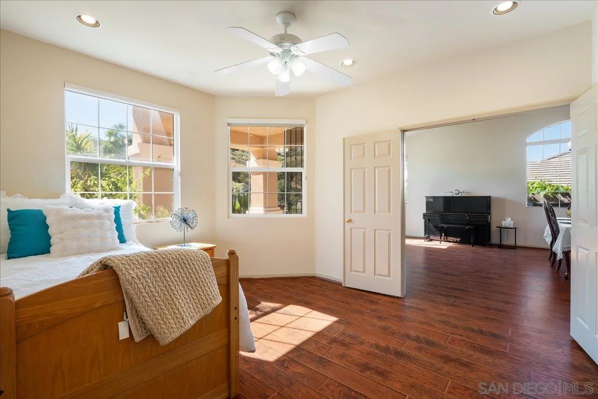 https://cdn.realtyfeed.com/cdn/127/260012911/bb71ca201995e5b34063e40ec1f1078c.webp