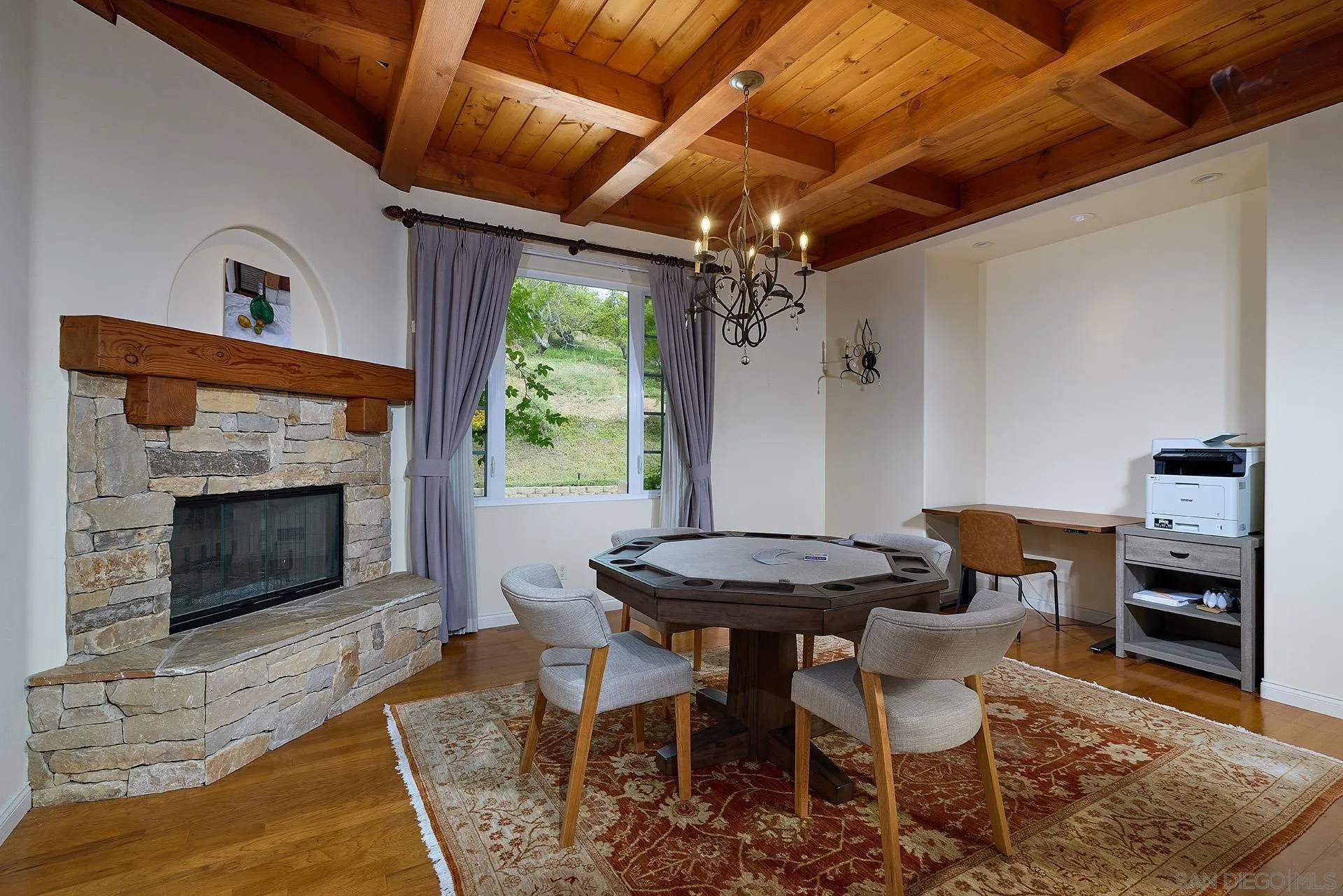 https://cdn.realtyfeed.com/cdn/127/260012913/22b7fc3cc1b7206d4ab74e2a0462710e.webp