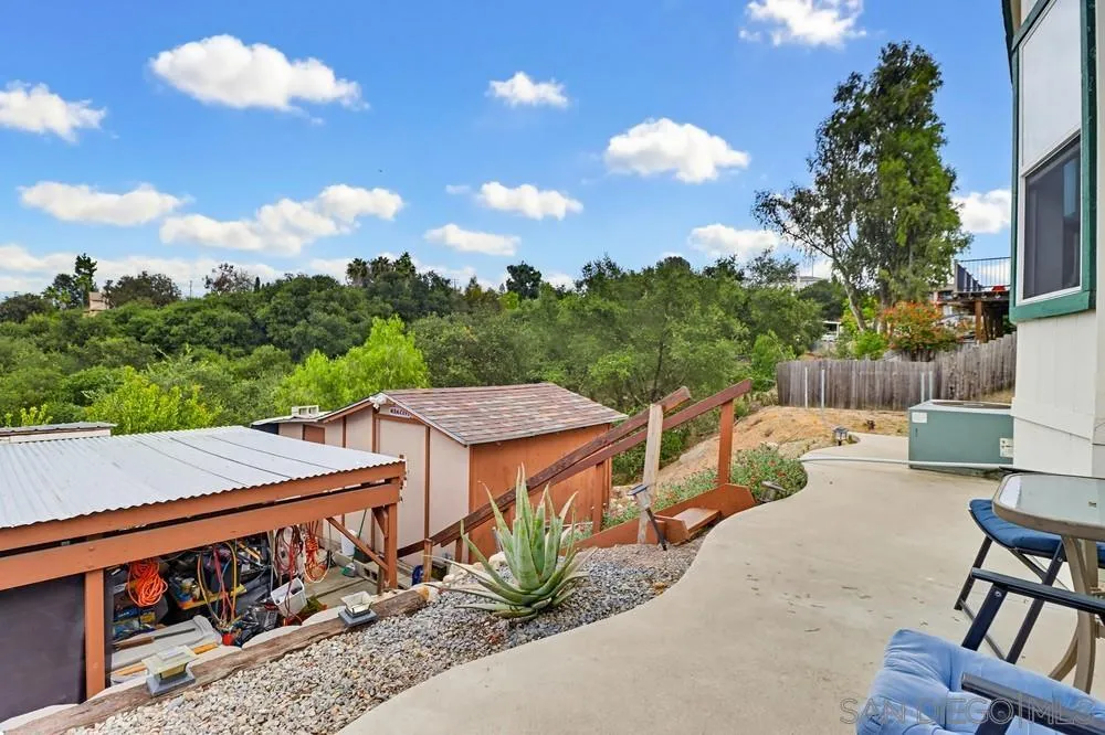 https://cdn.realtyfeed.com/cdn/127/260012919/1196122a2b8a6b54305a29be04a4b53d.webp